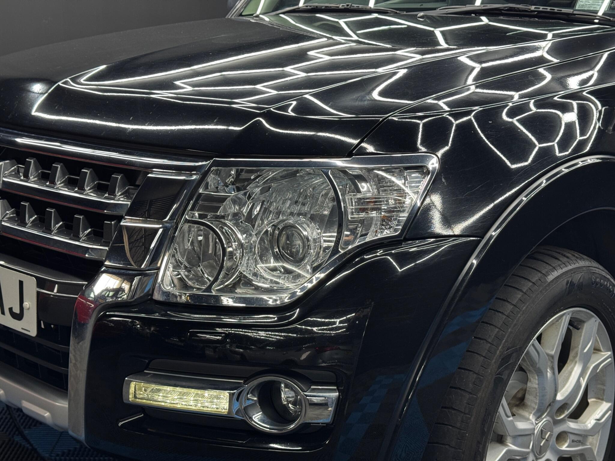 Mitsubishi Shogun - Image 42