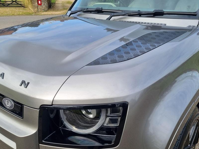 Land Rover Defender 90 - Image 10