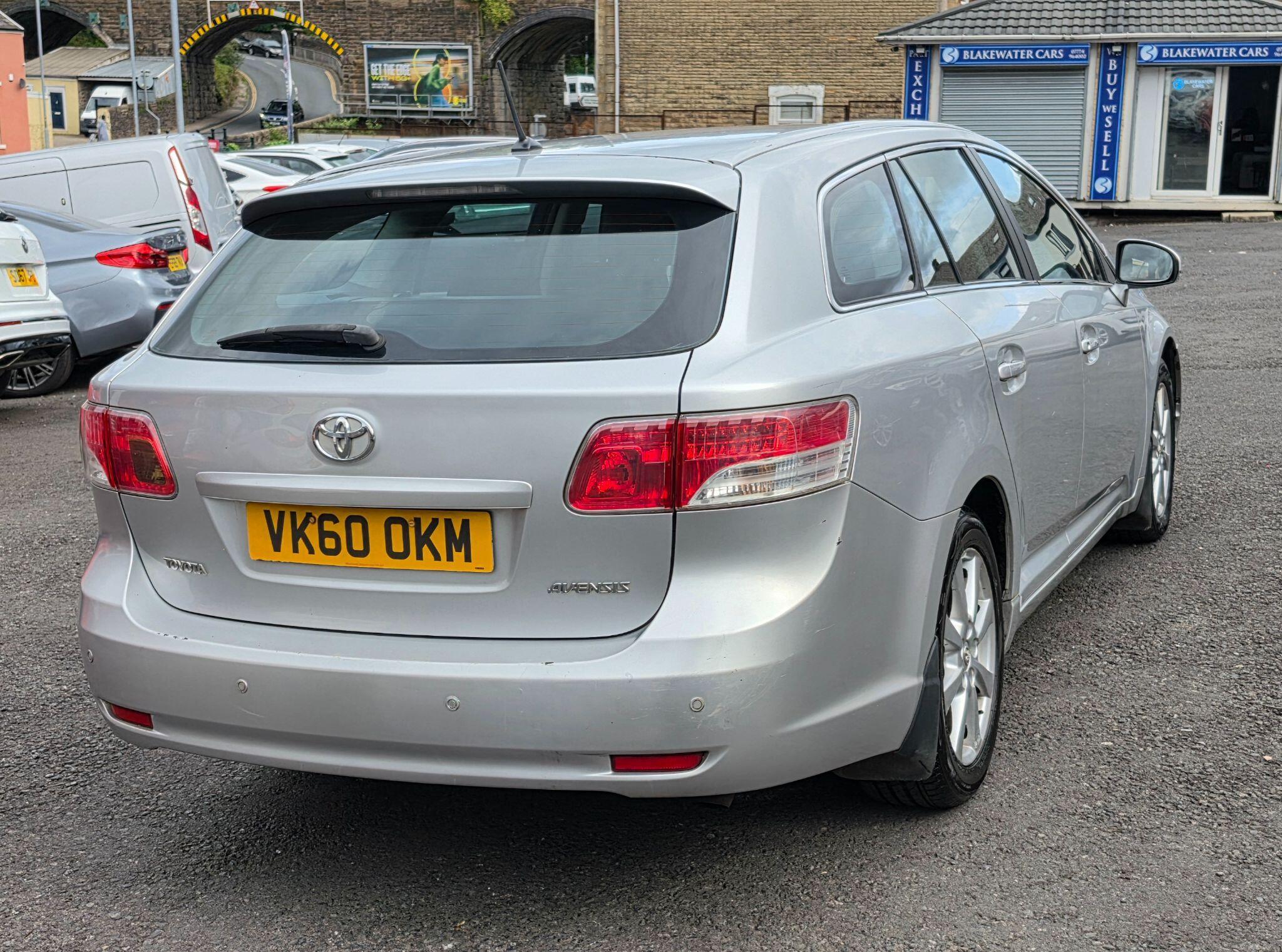 Toyota Avensis - Image 7