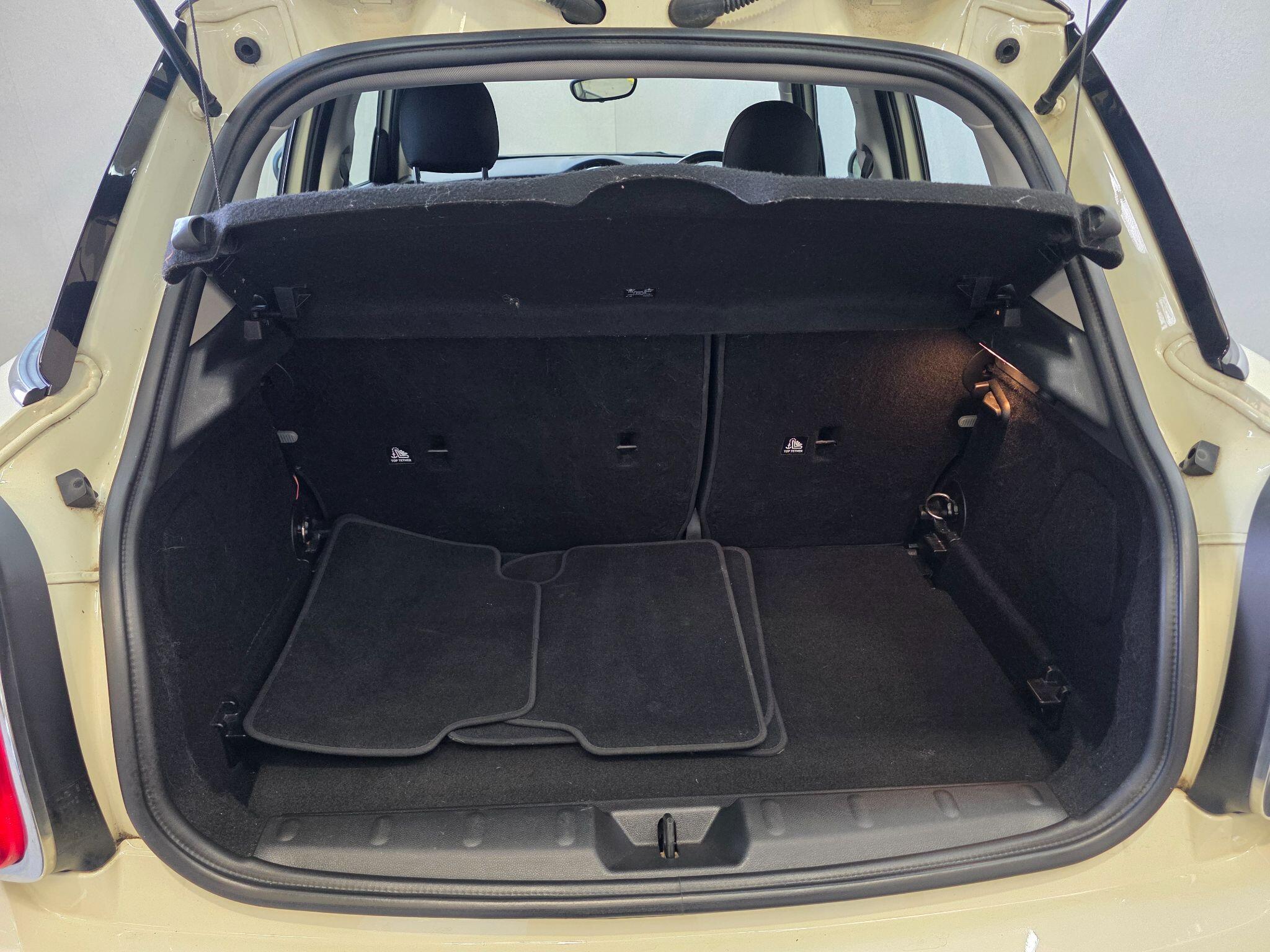MINI Hatch - Image 18
