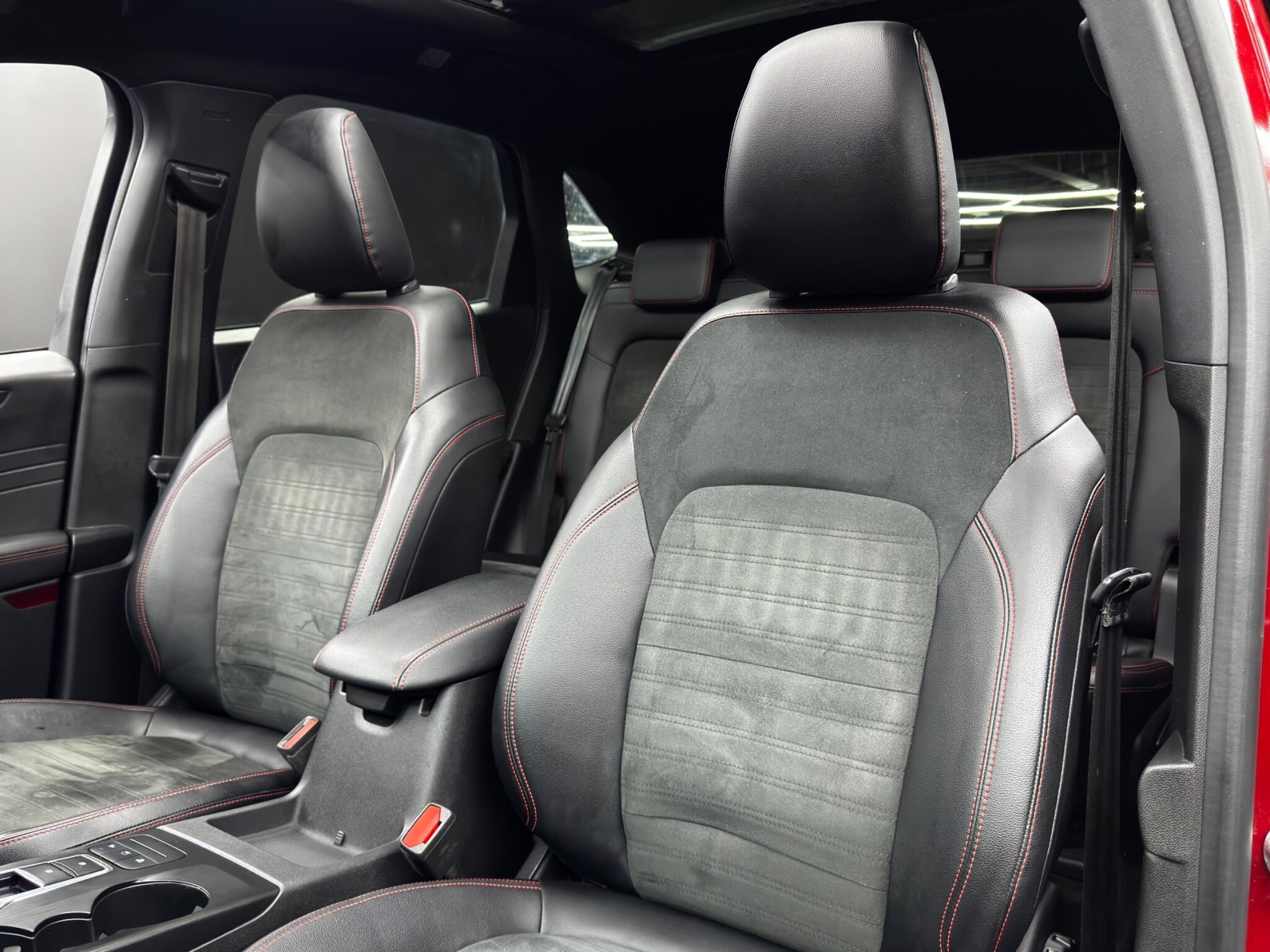 Ford Kuga - Image 13