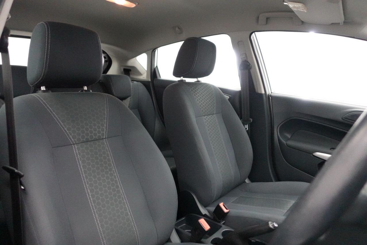 Ford Fiesta - Image 2