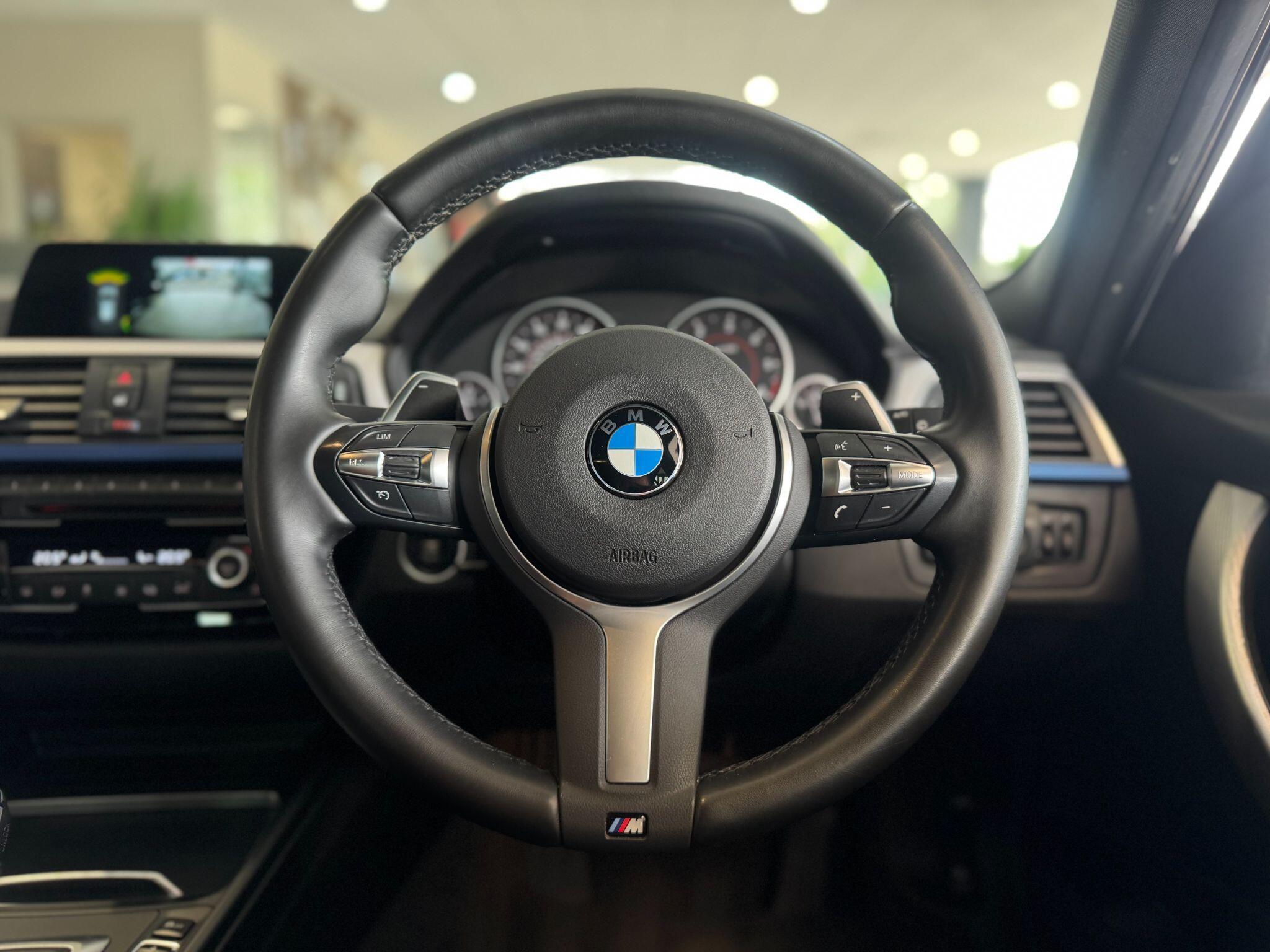 BMW 3 Series - Image 17