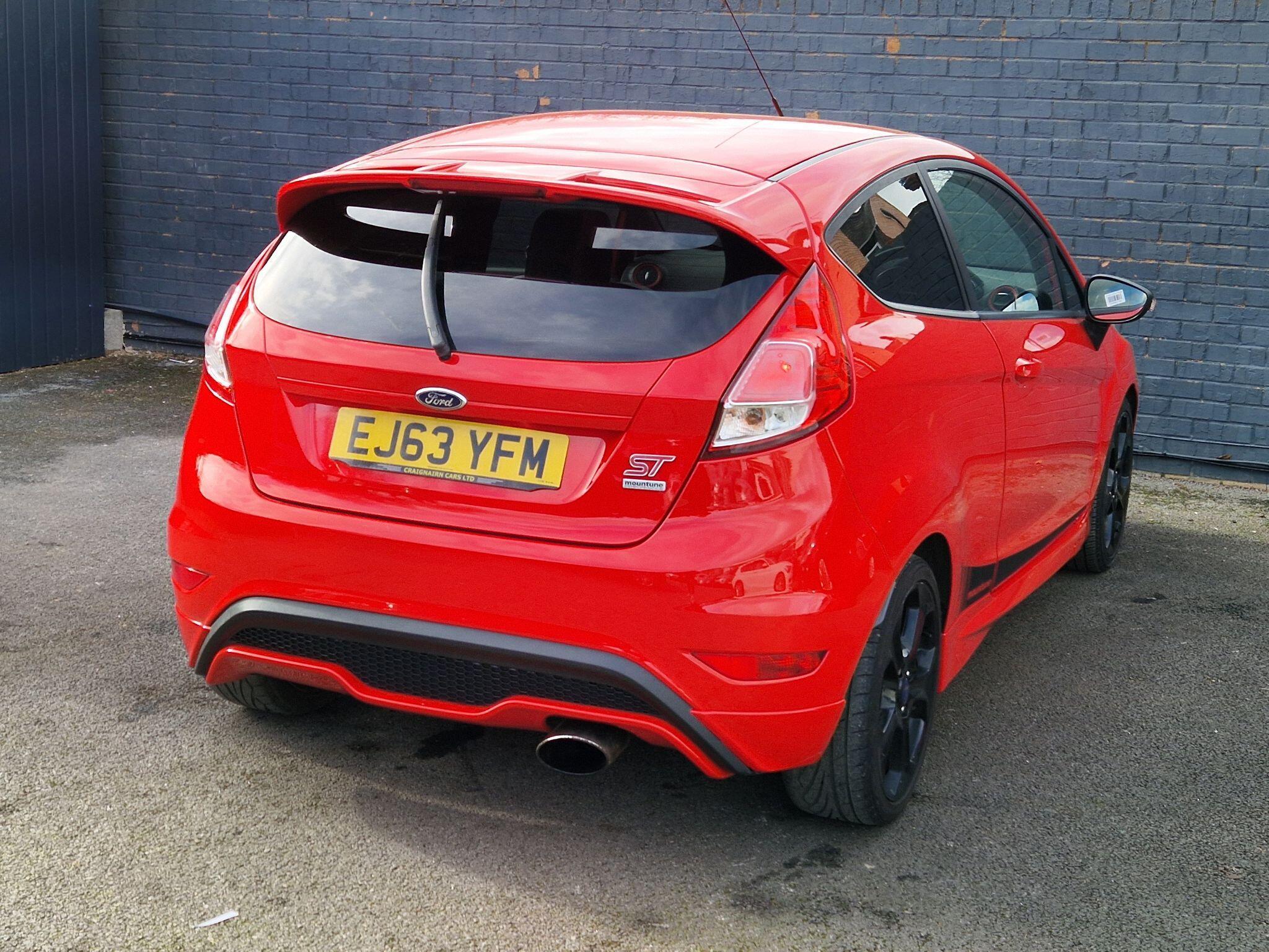 Ford Fiesta - Image 10