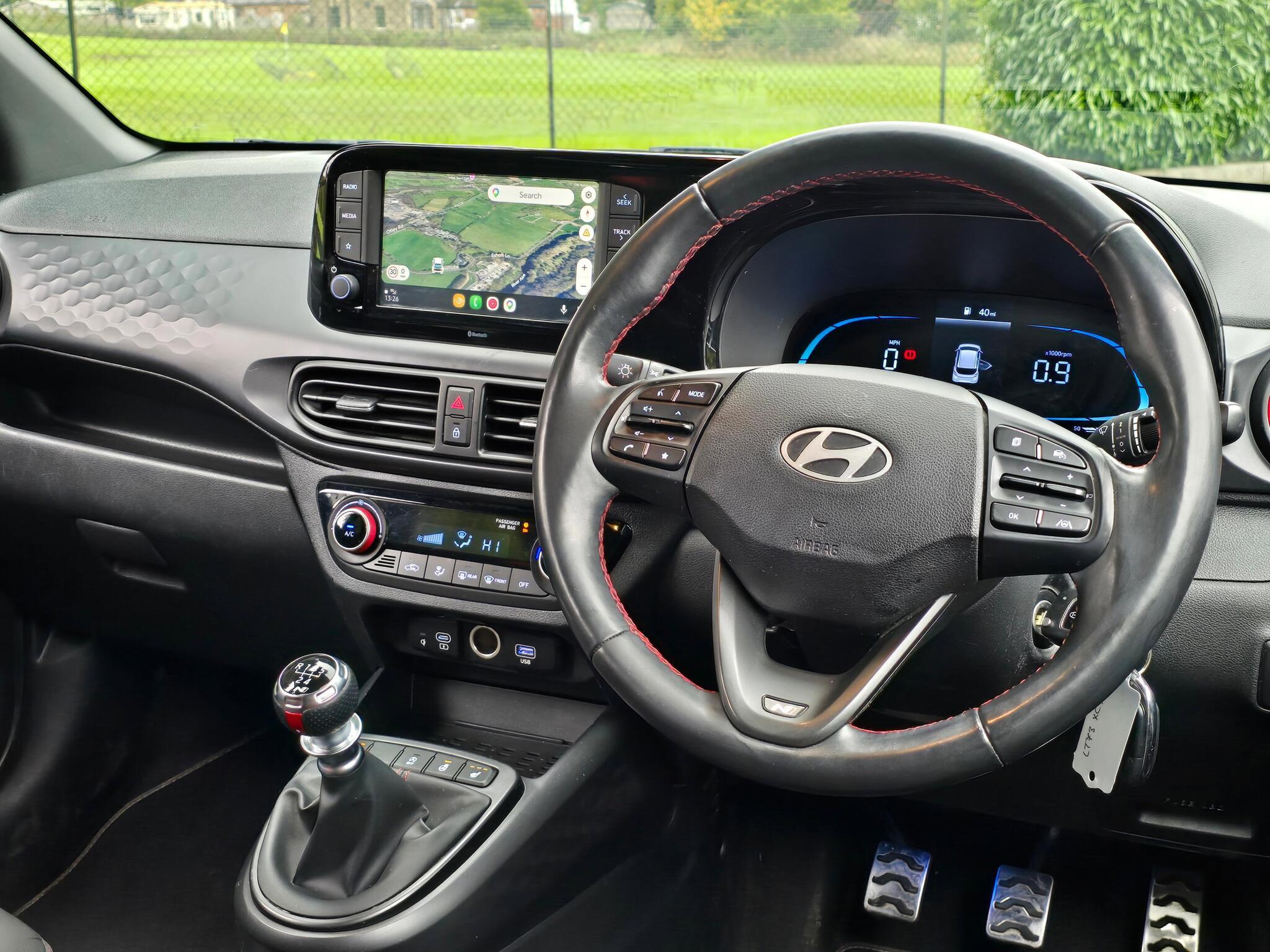 Hyundai i10 - Image 10