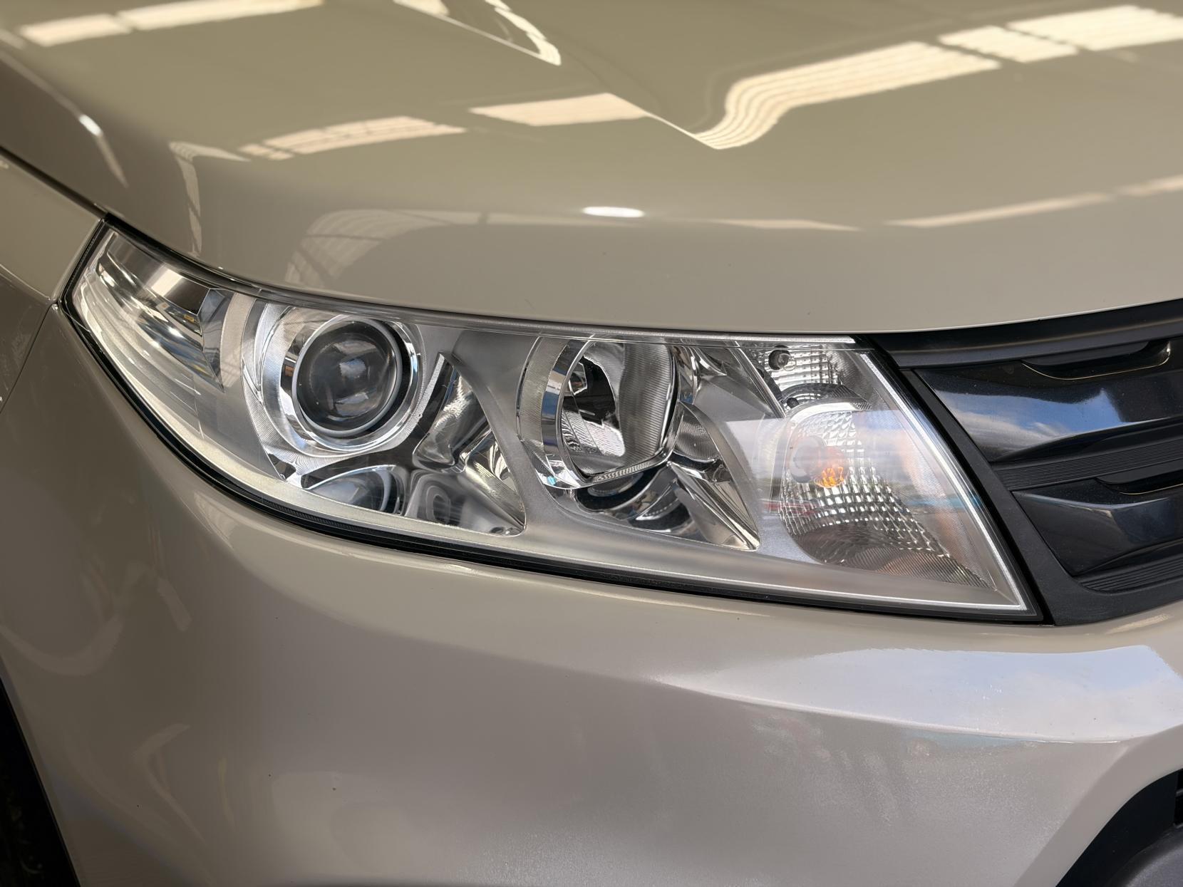 Suzuki Vitara - Image 9