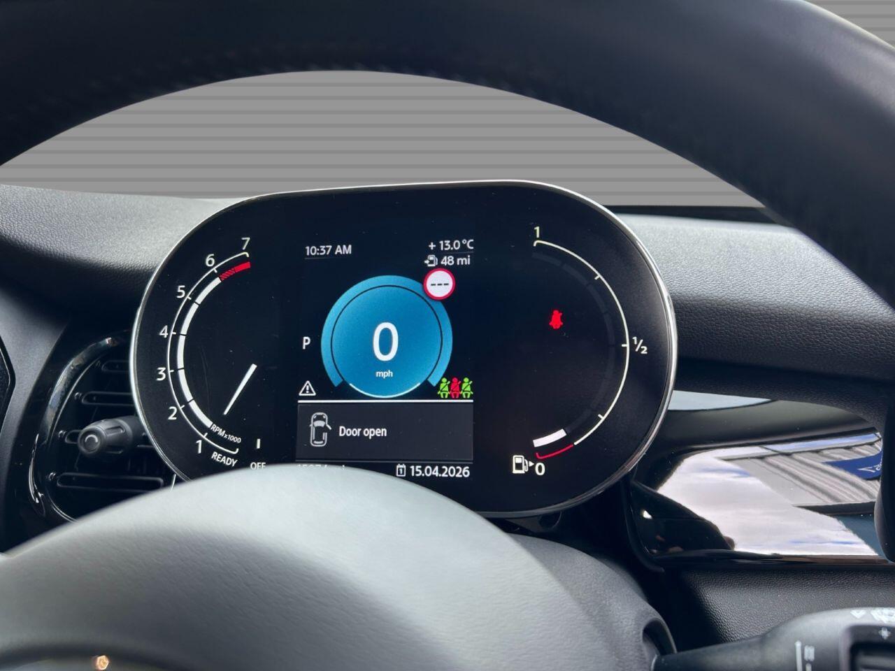 MINI Hatch - Image 28