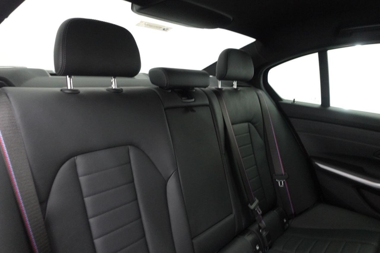 BMW 3 Series - Image 17