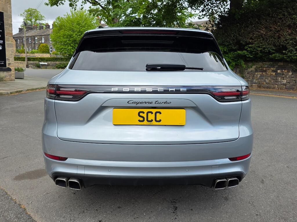 Porsche Cayenne - Image 9