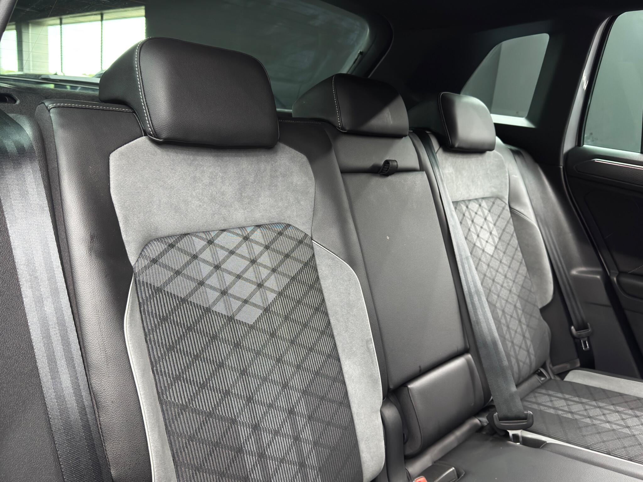 Volkswagen Tiguan - Image 15