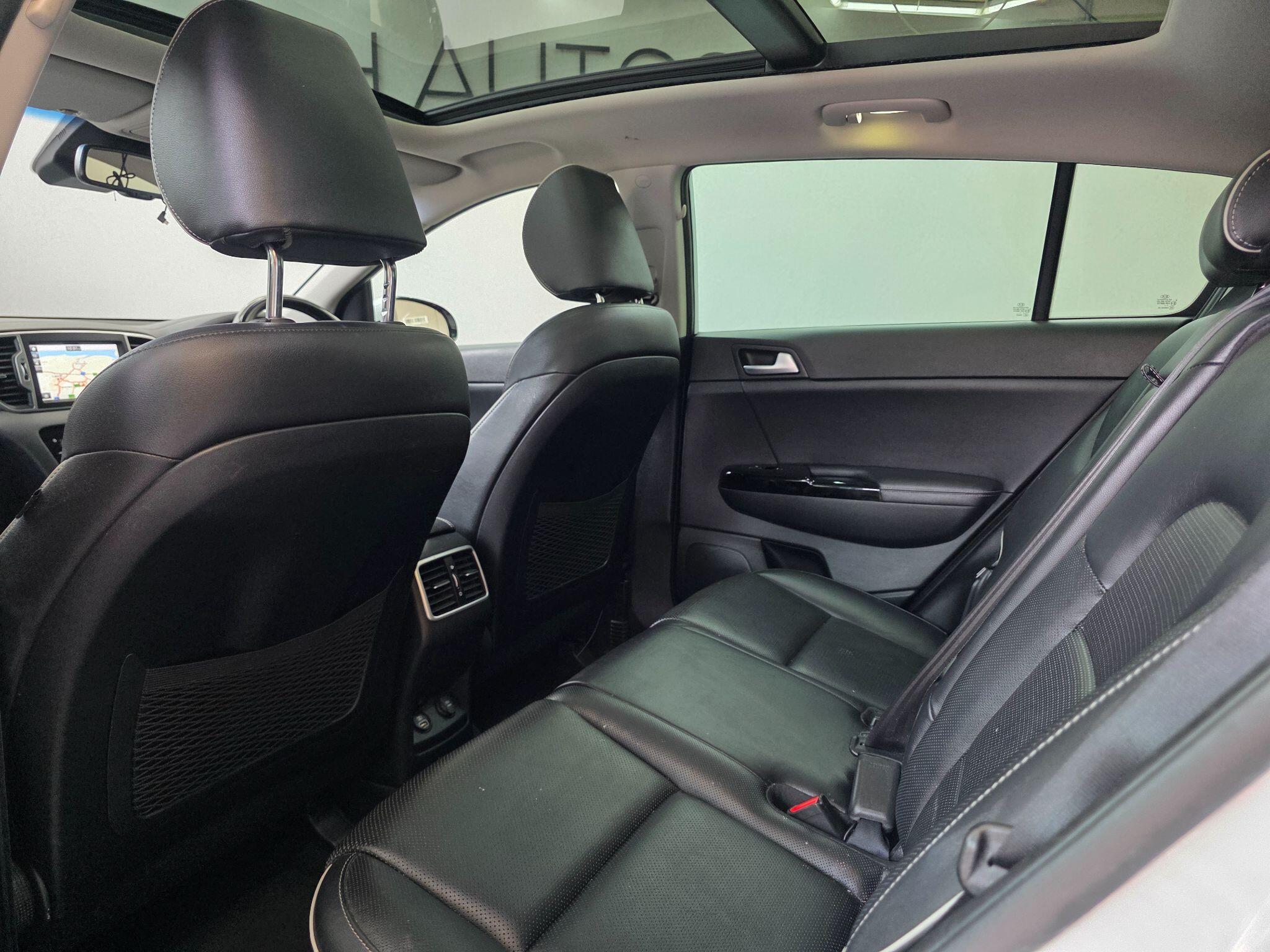 Kia Sportage - Image 30