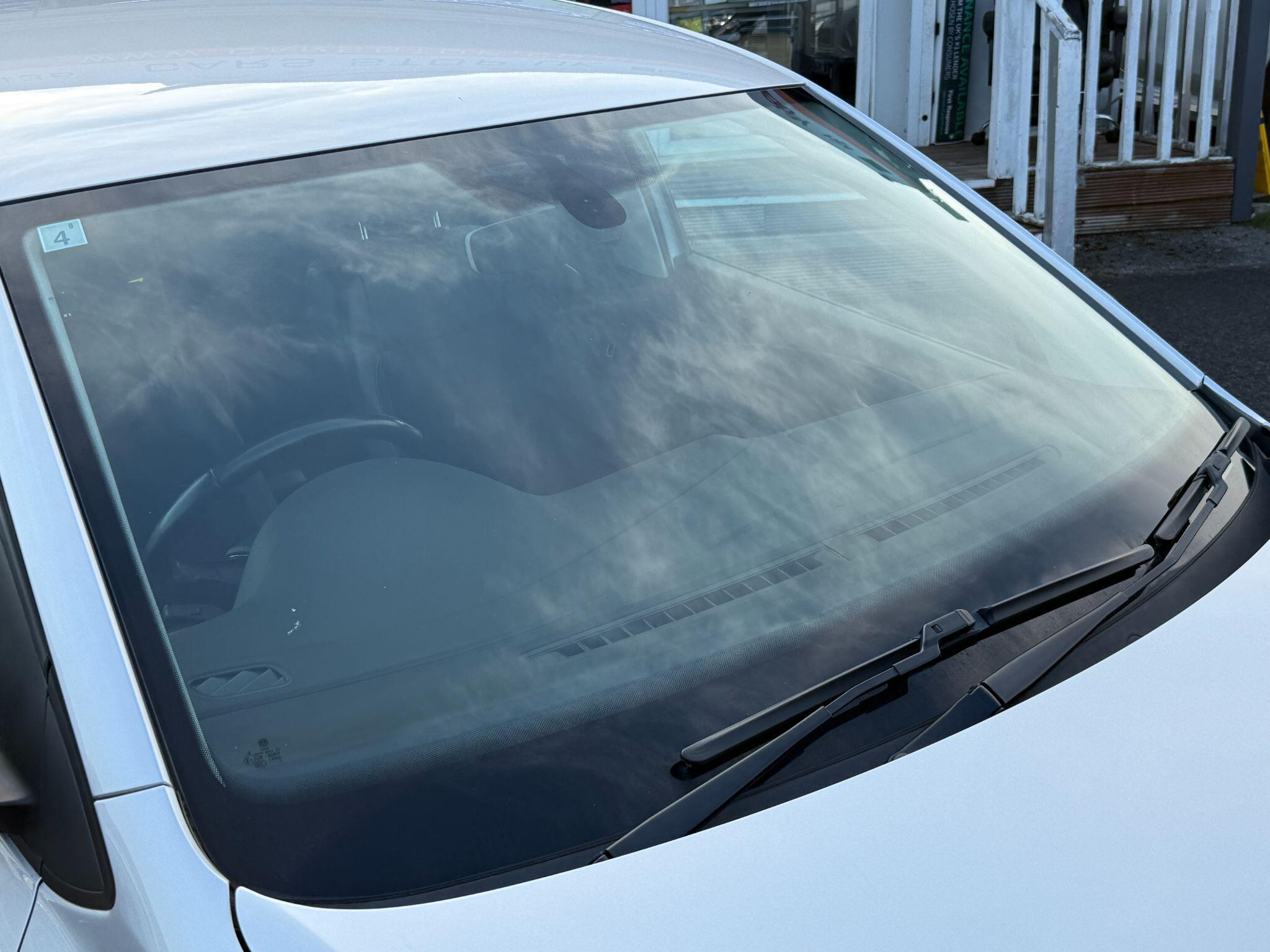 Volkswagen Polo - Image 16