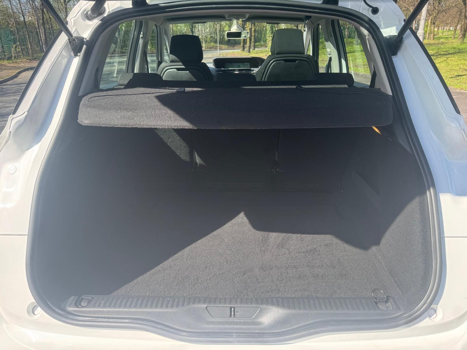 Citroen C4 Picasso - Image 43