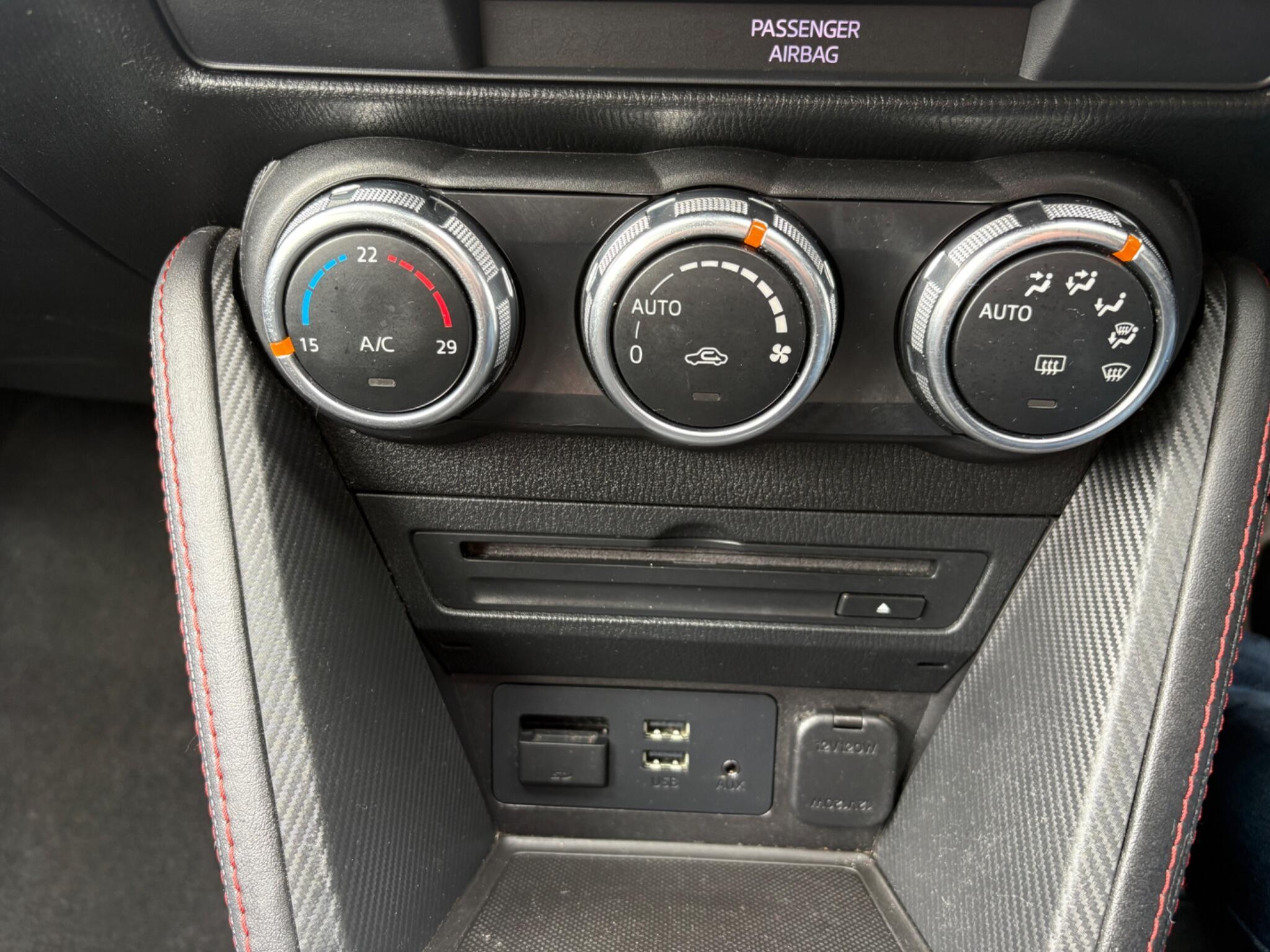 Mazda MAZDA2 - Image 23