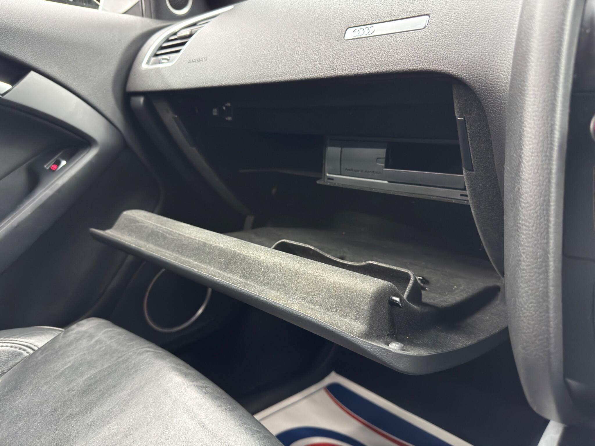 Audi A5 CABRIOLET - Image 31