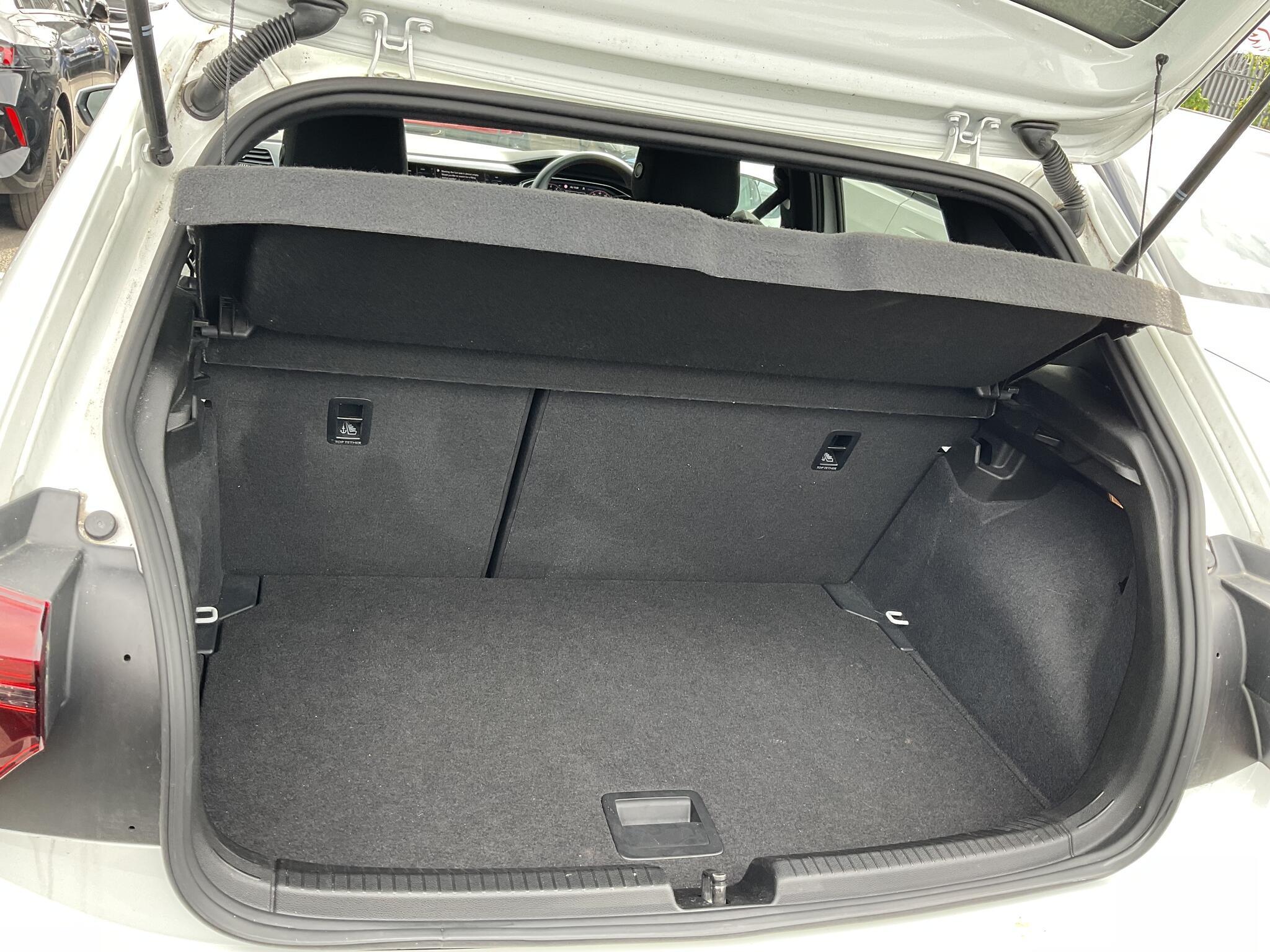 Volkswagen Polo - Image 19