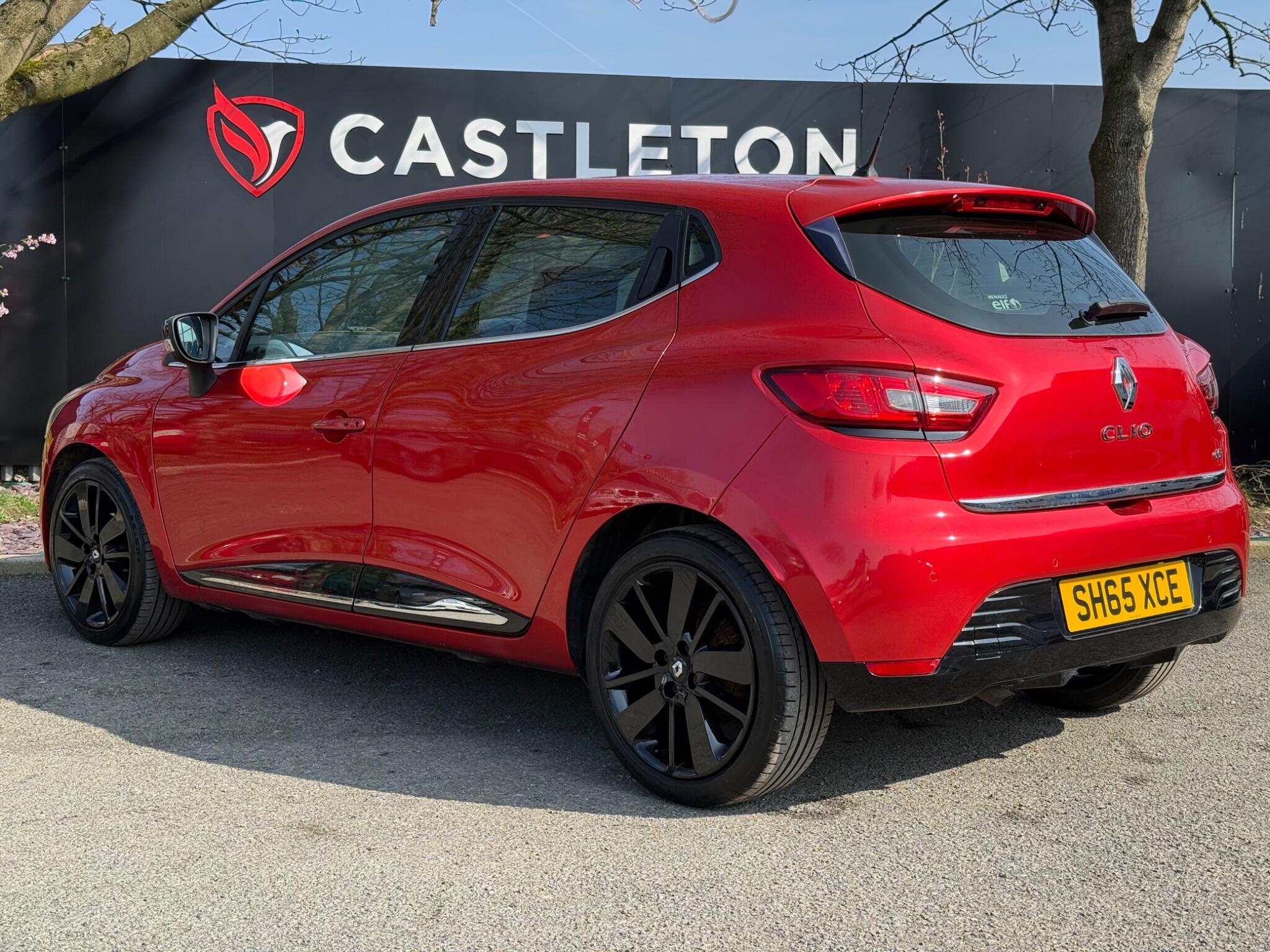 Renault Clio - Image 7