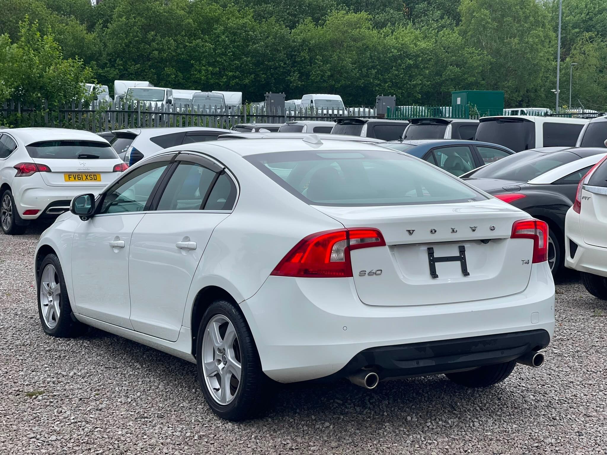 Volvo S60 - Image 8