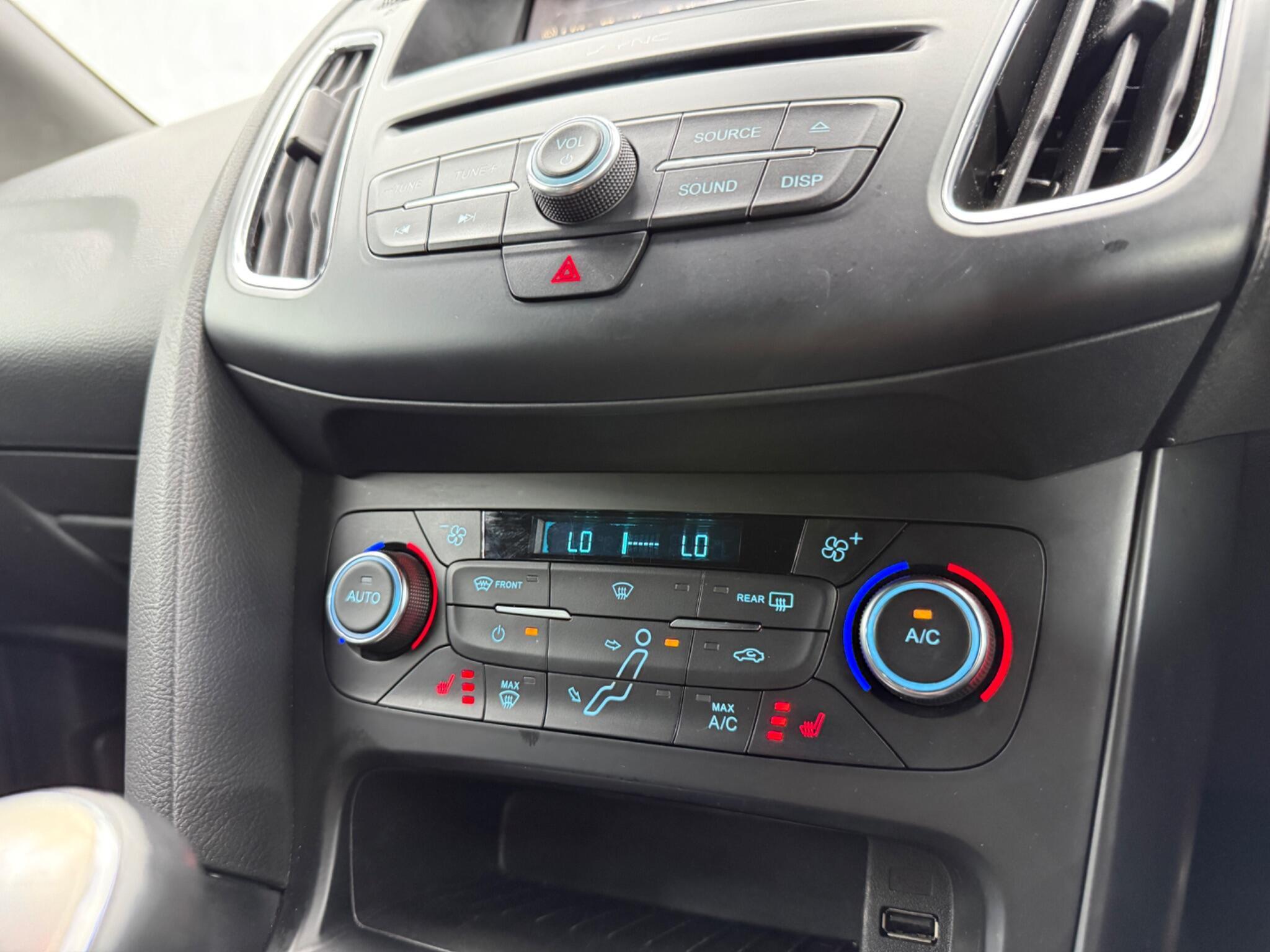 Ford Focus - Image 51