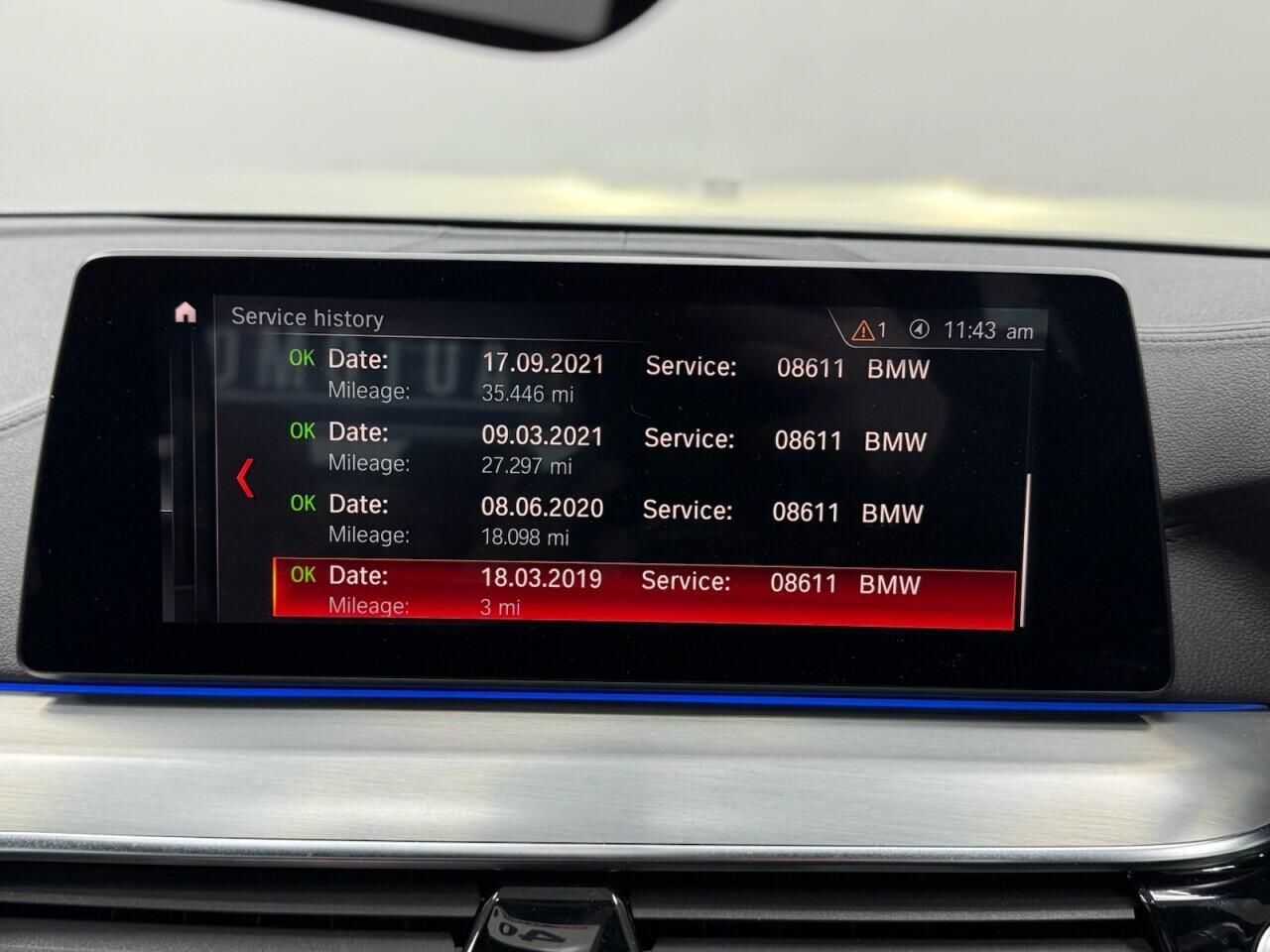 BMW 5 Series - Image 24