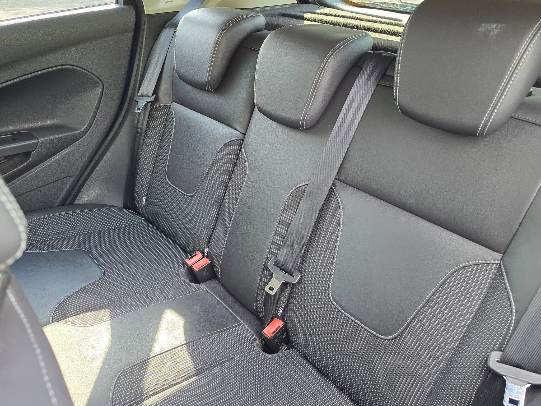 Ford Fiesta - Image 5