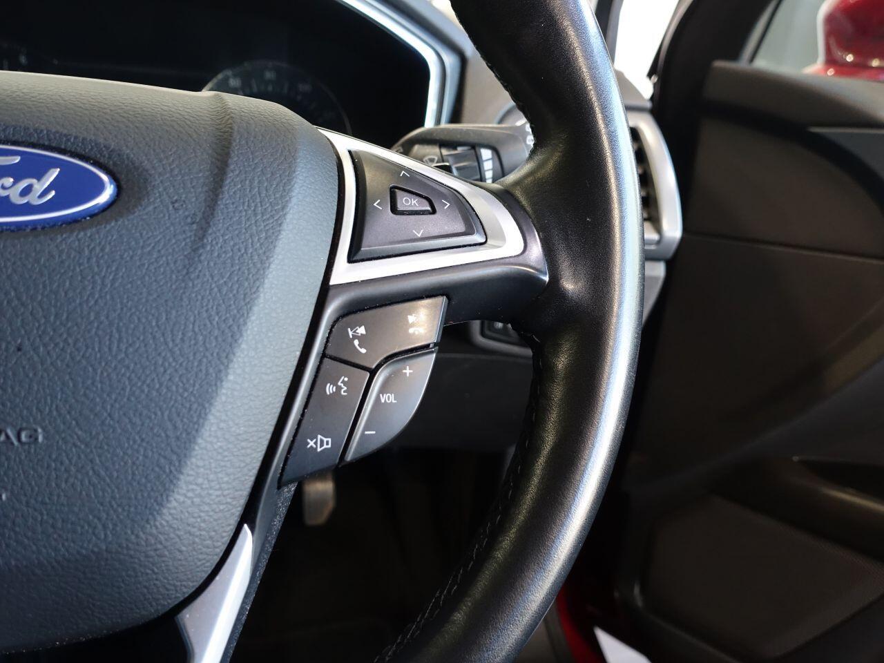 Ford Mondeo - Image 20