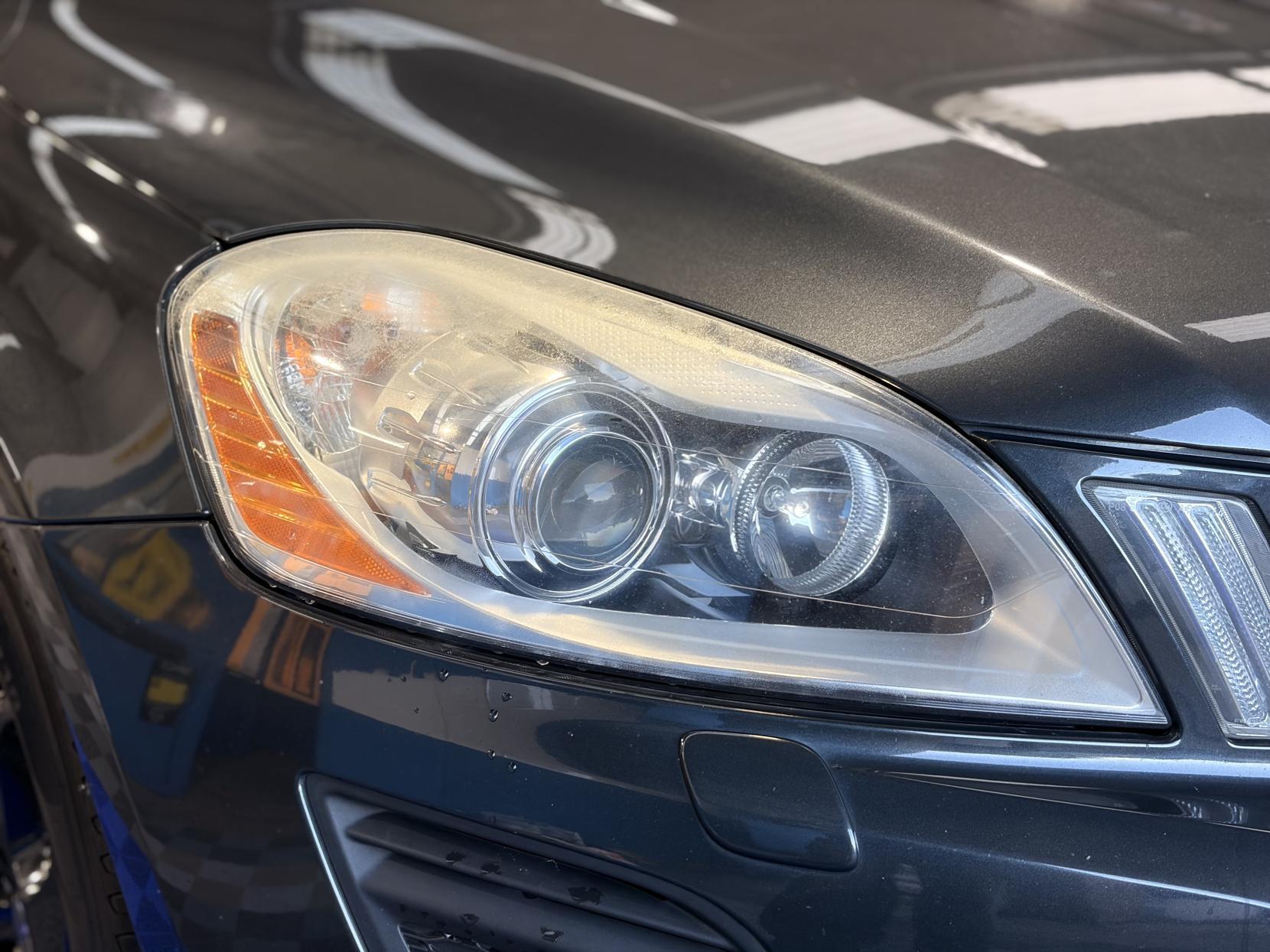 Volvo XC60 - Image 8
