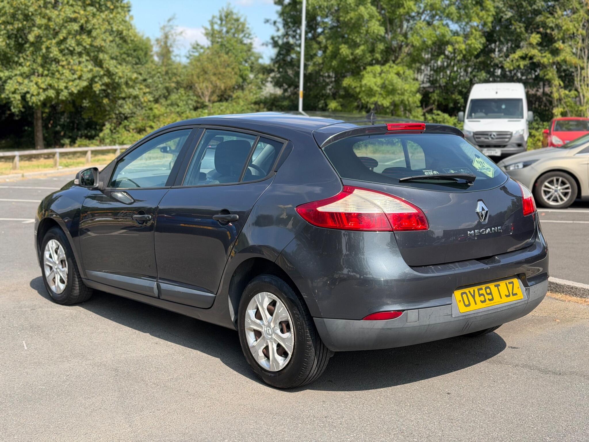 Renault Megane - Image 3