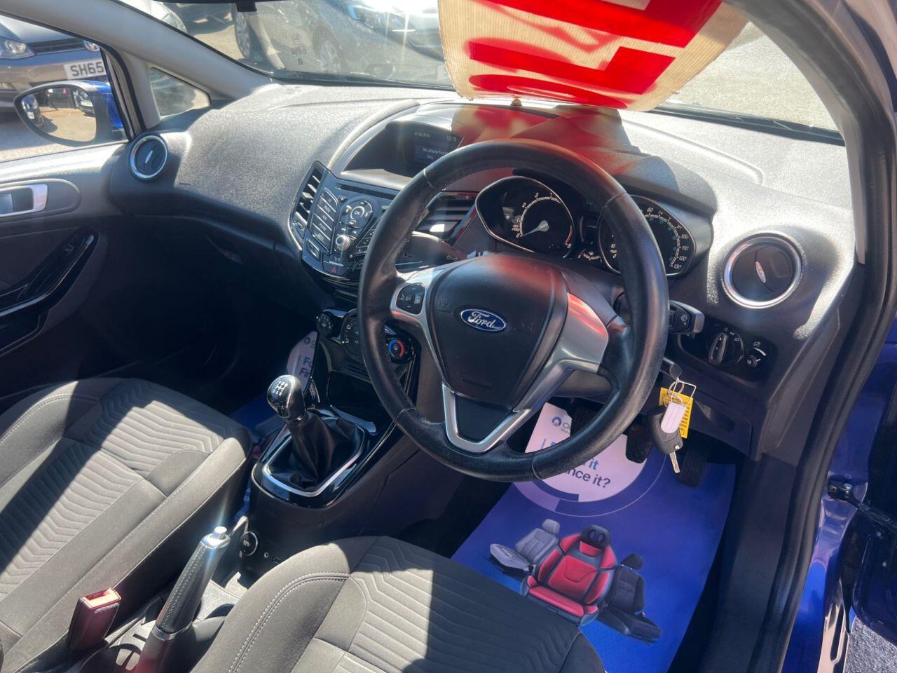 Ford Fiesta - Image 13