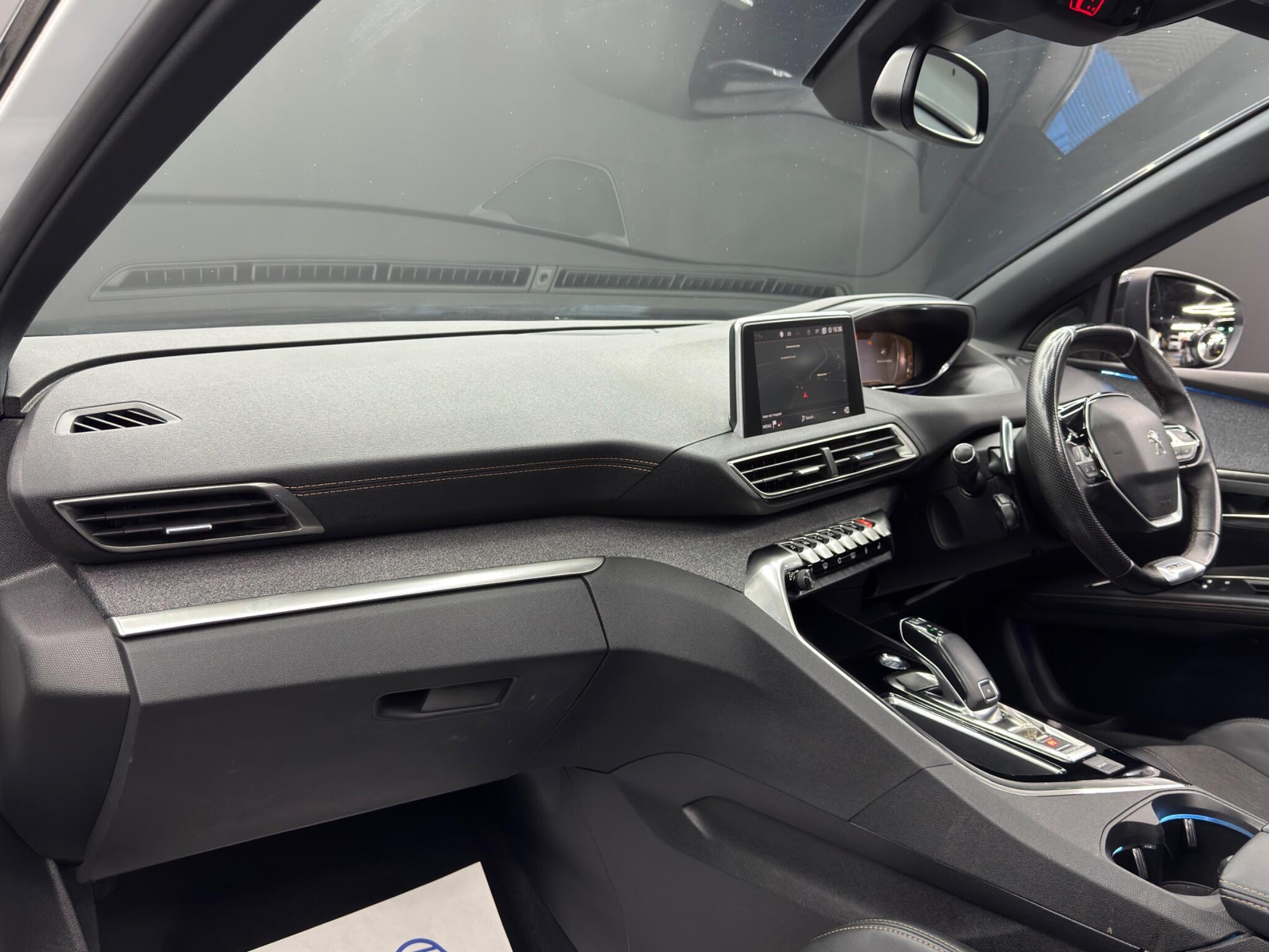 Peugeot 5008 - Image 11