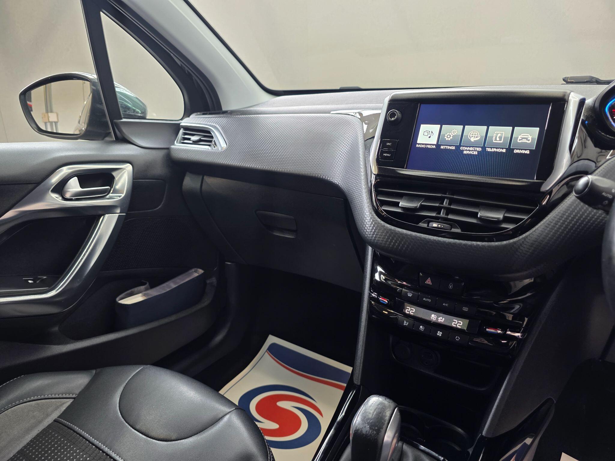Peugeot 2008 - Image 15