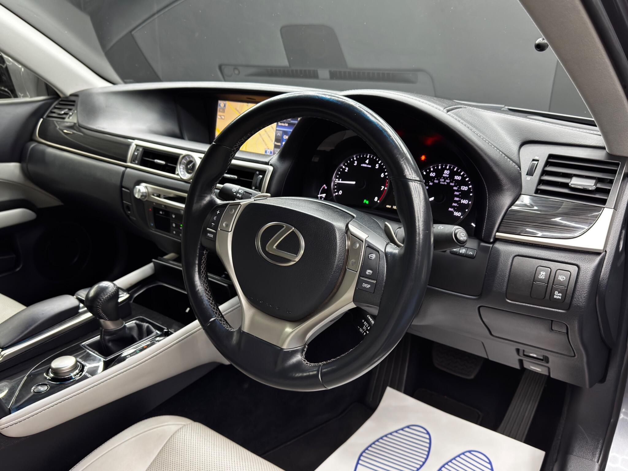 Lexus GS - Image 9
