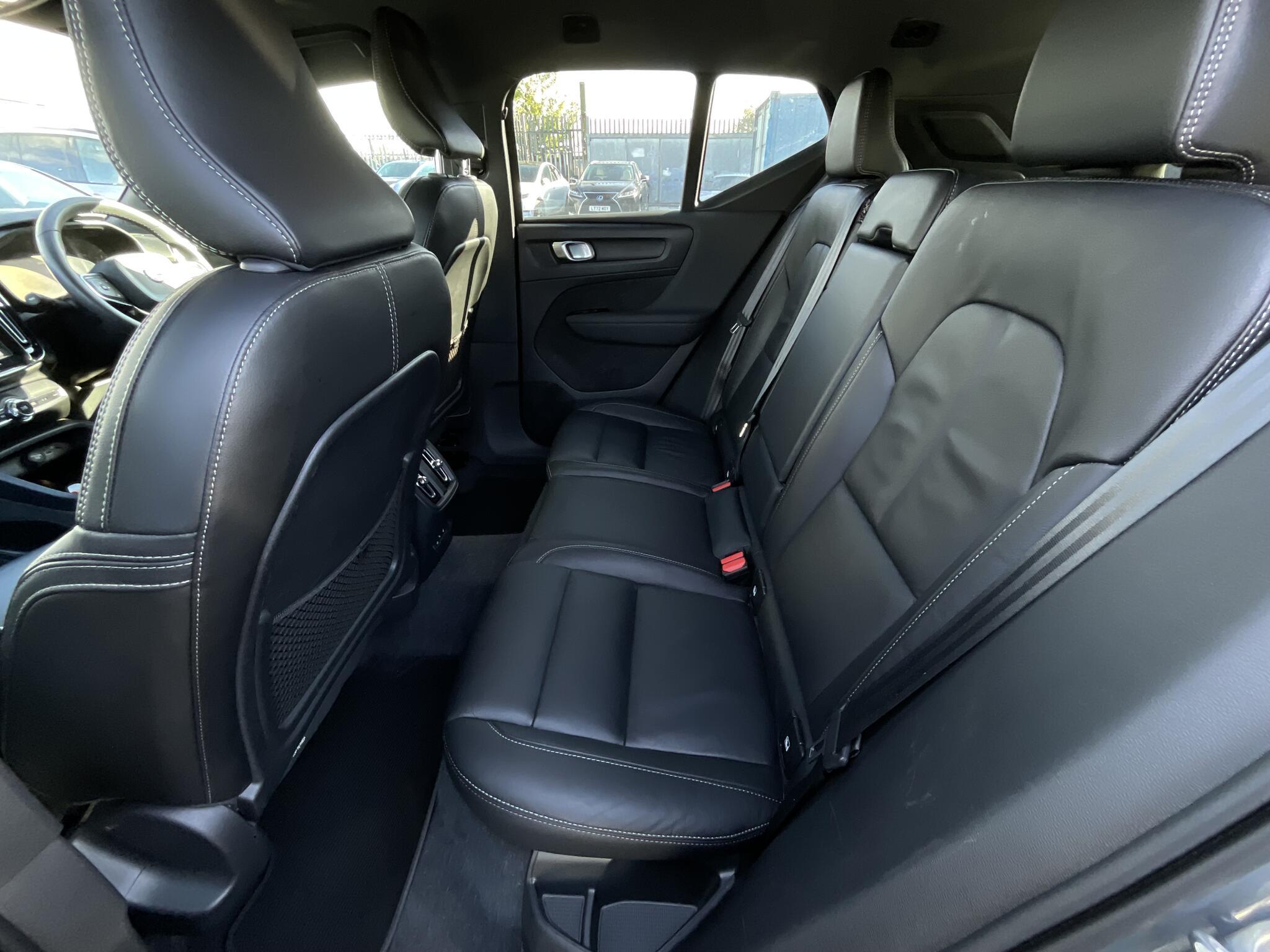 Volvo XC40 - Image 15