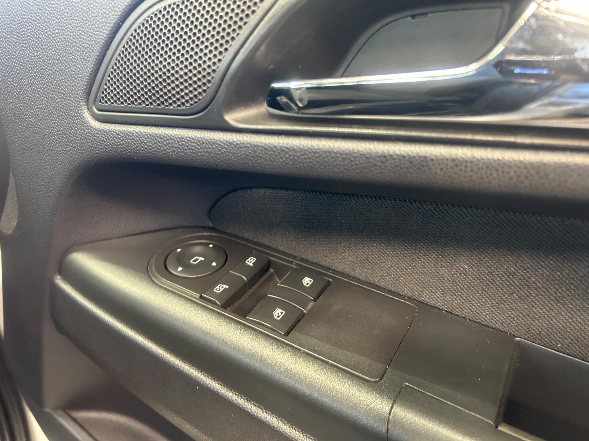 Vauxhall Zafira - Image 16