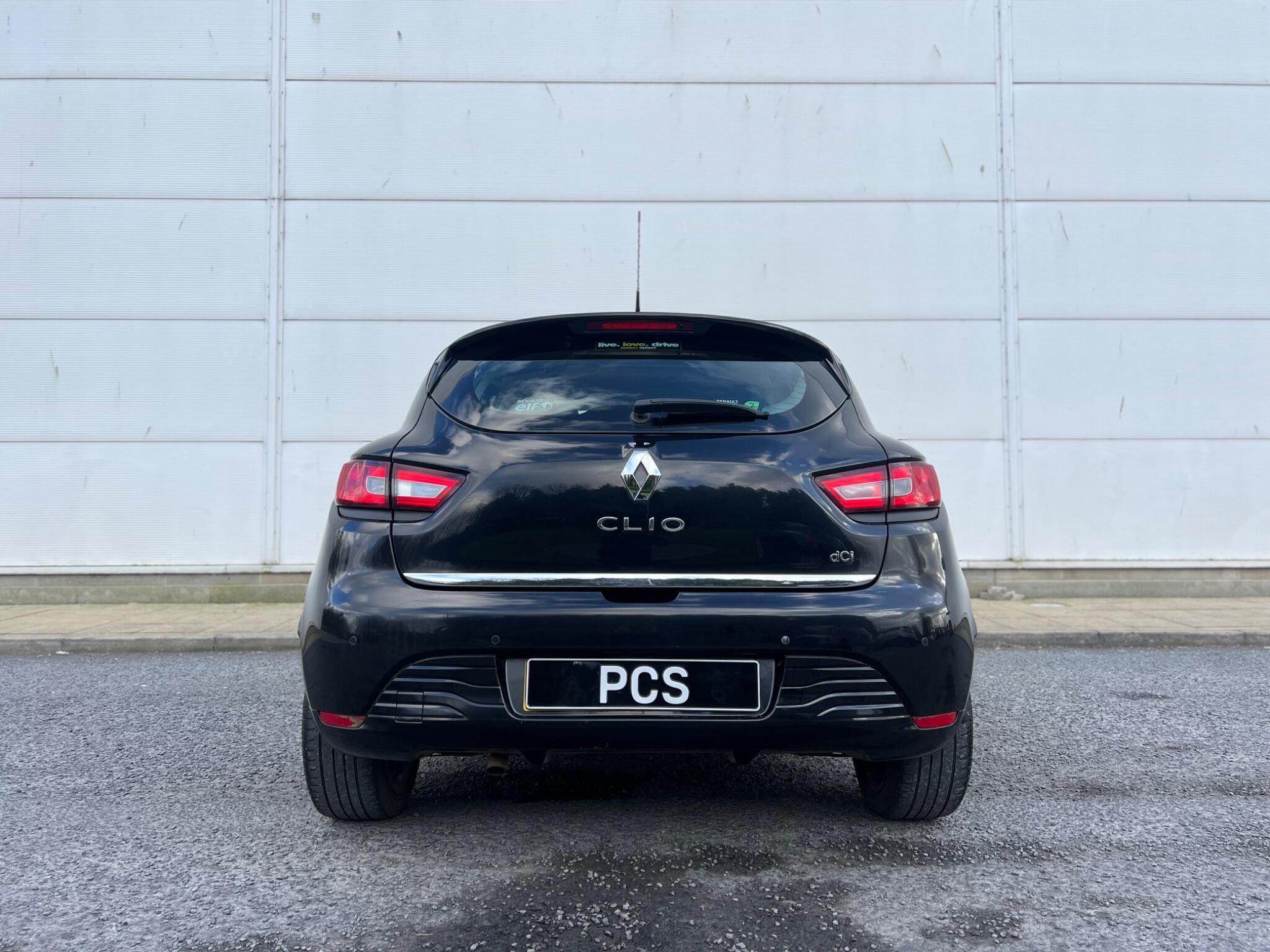 Renault Clio - Image 7