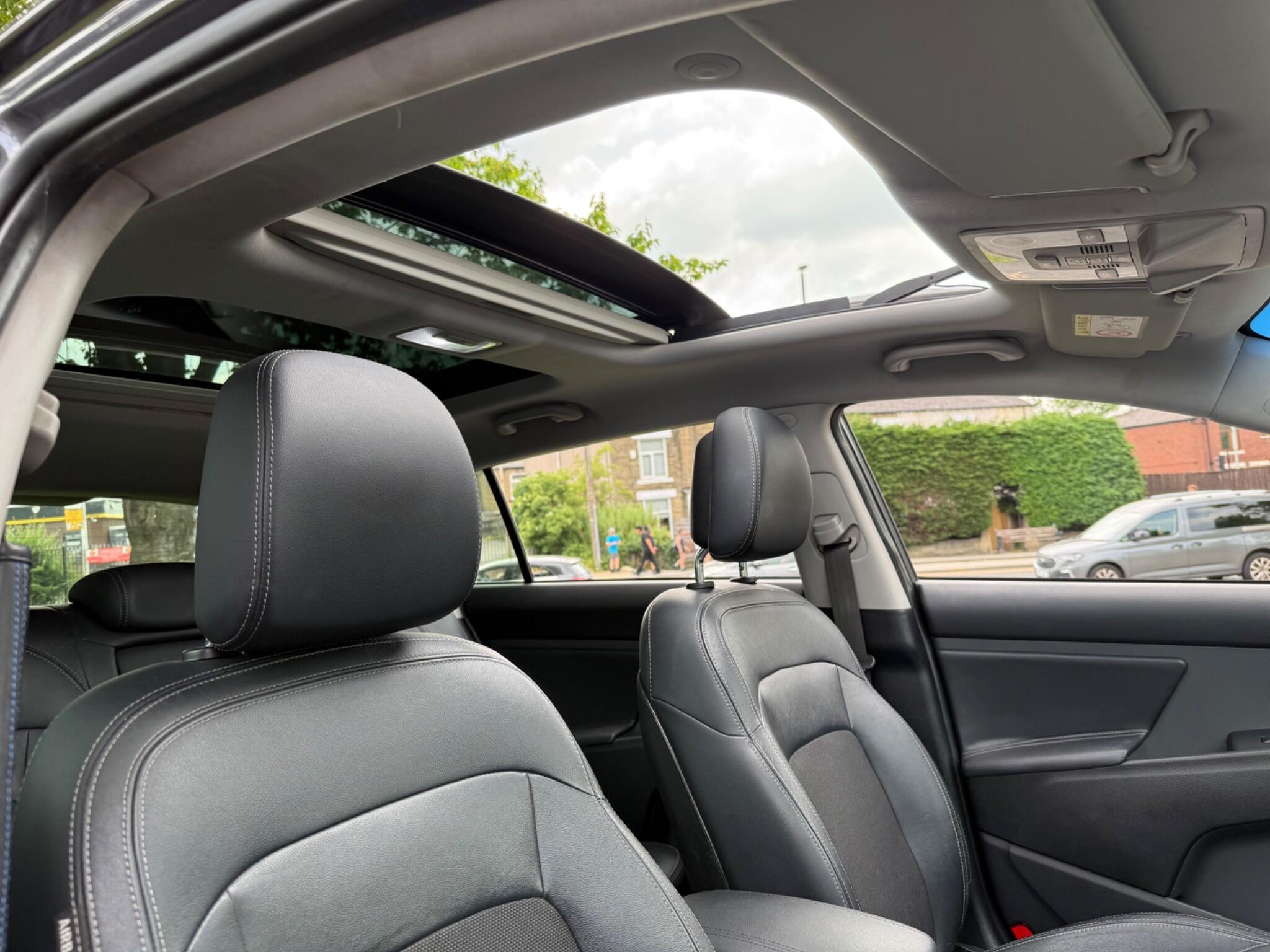 Kia Sportage - Image 41