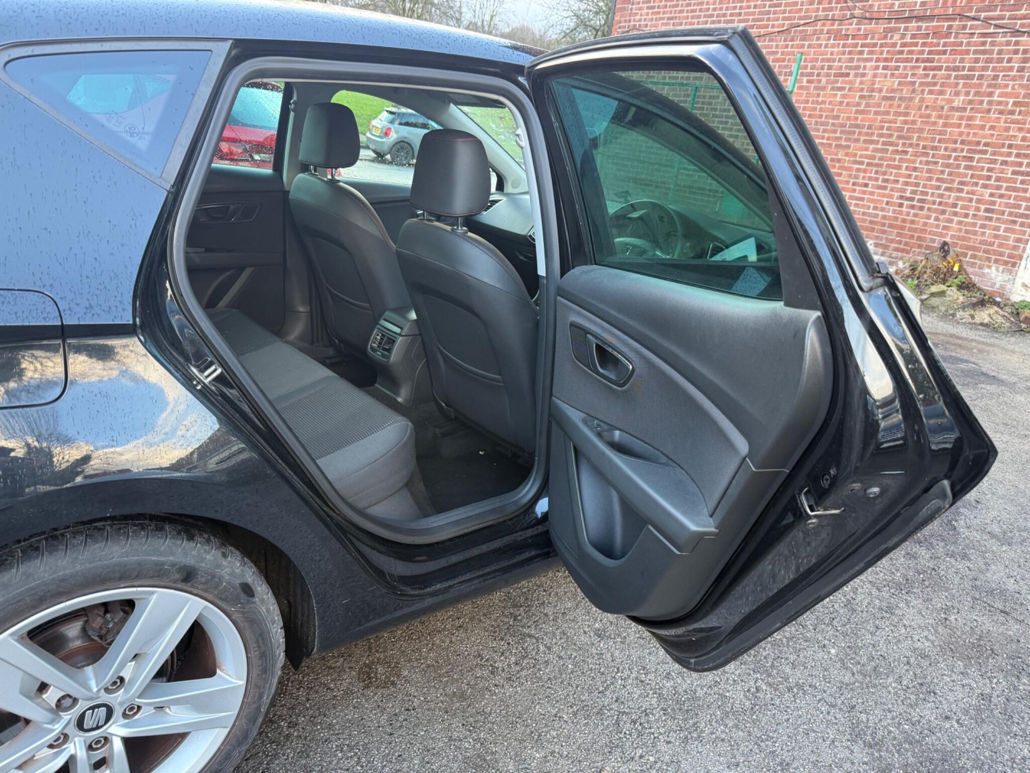 SEAT Leon - Image 19