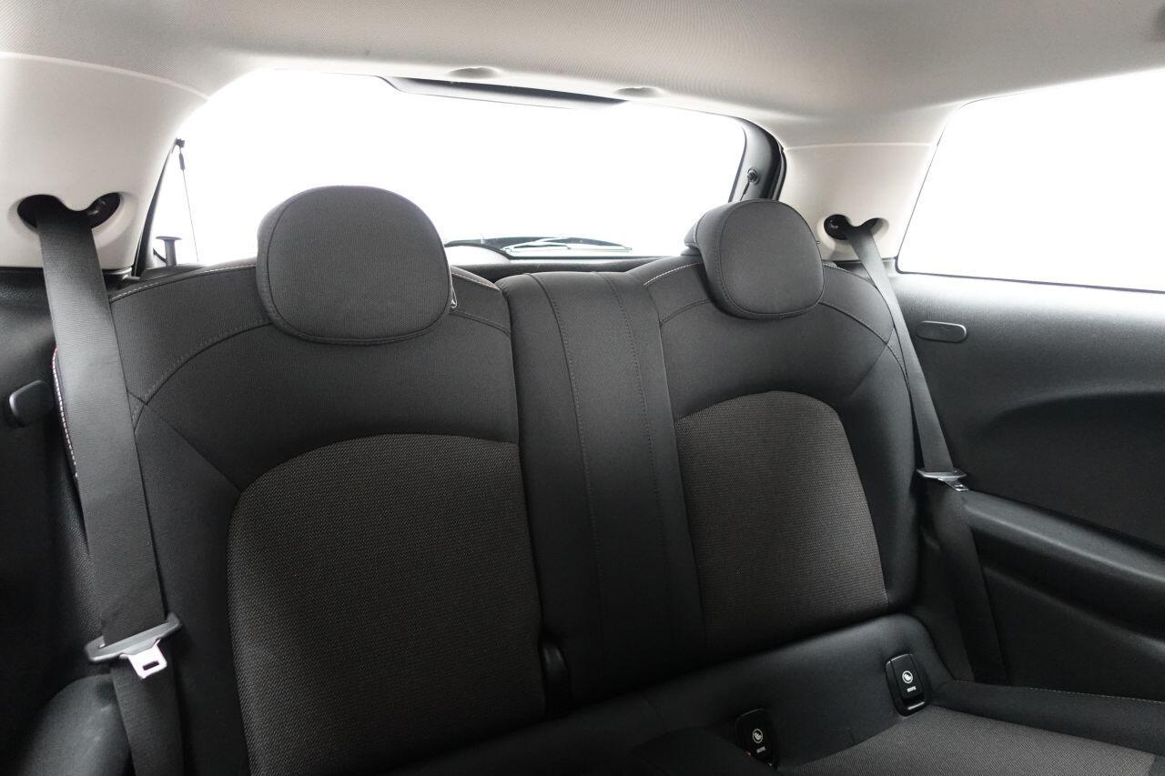 MINI Hatch - Image 18