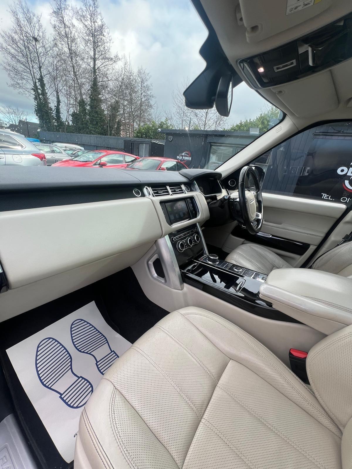 Land Rover Range Rover - Image 39