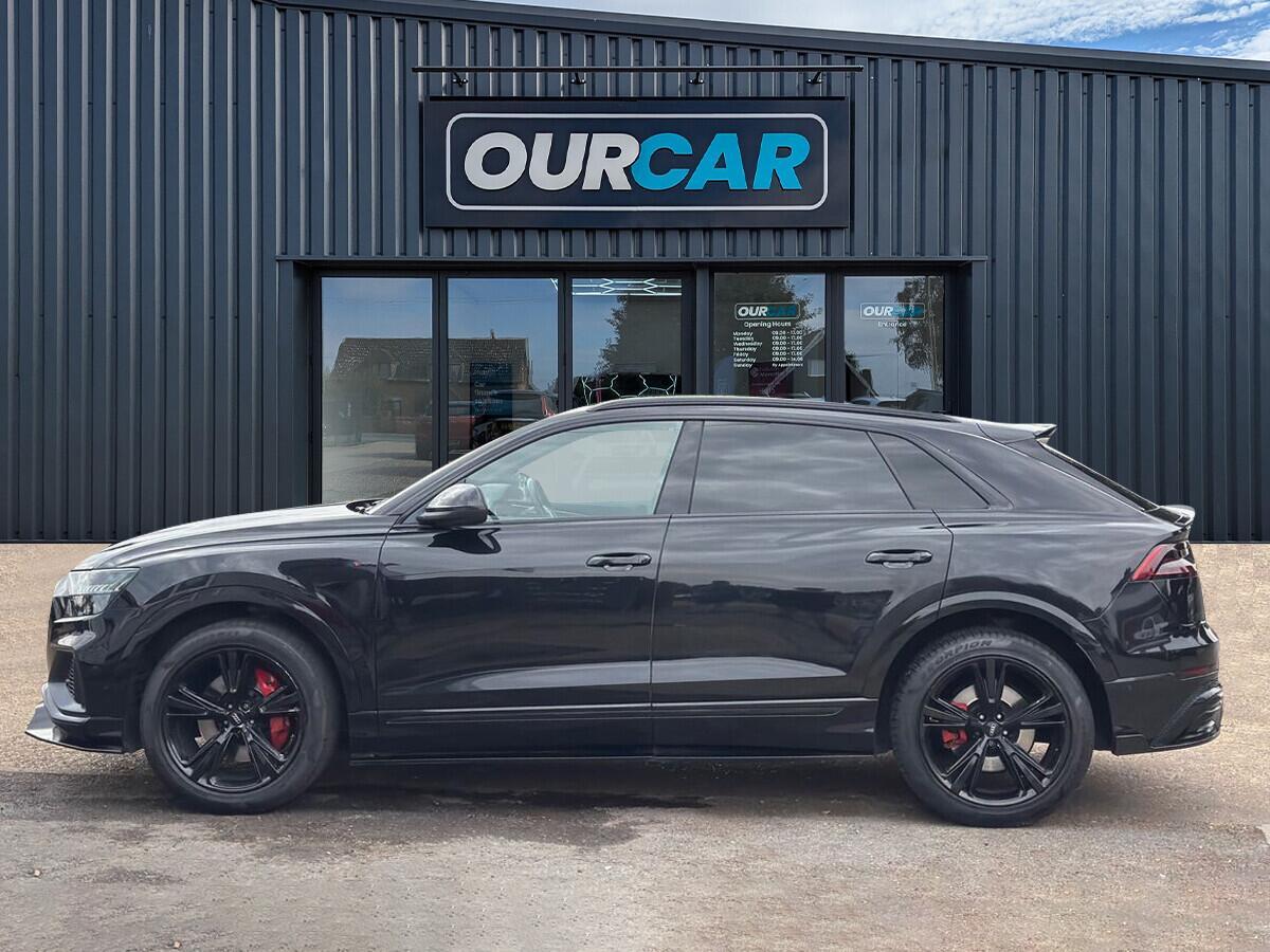 Audi Q8 - Image 18