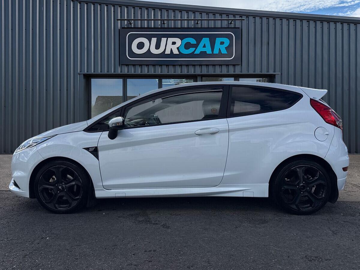 Ford Fiesta - Image 7