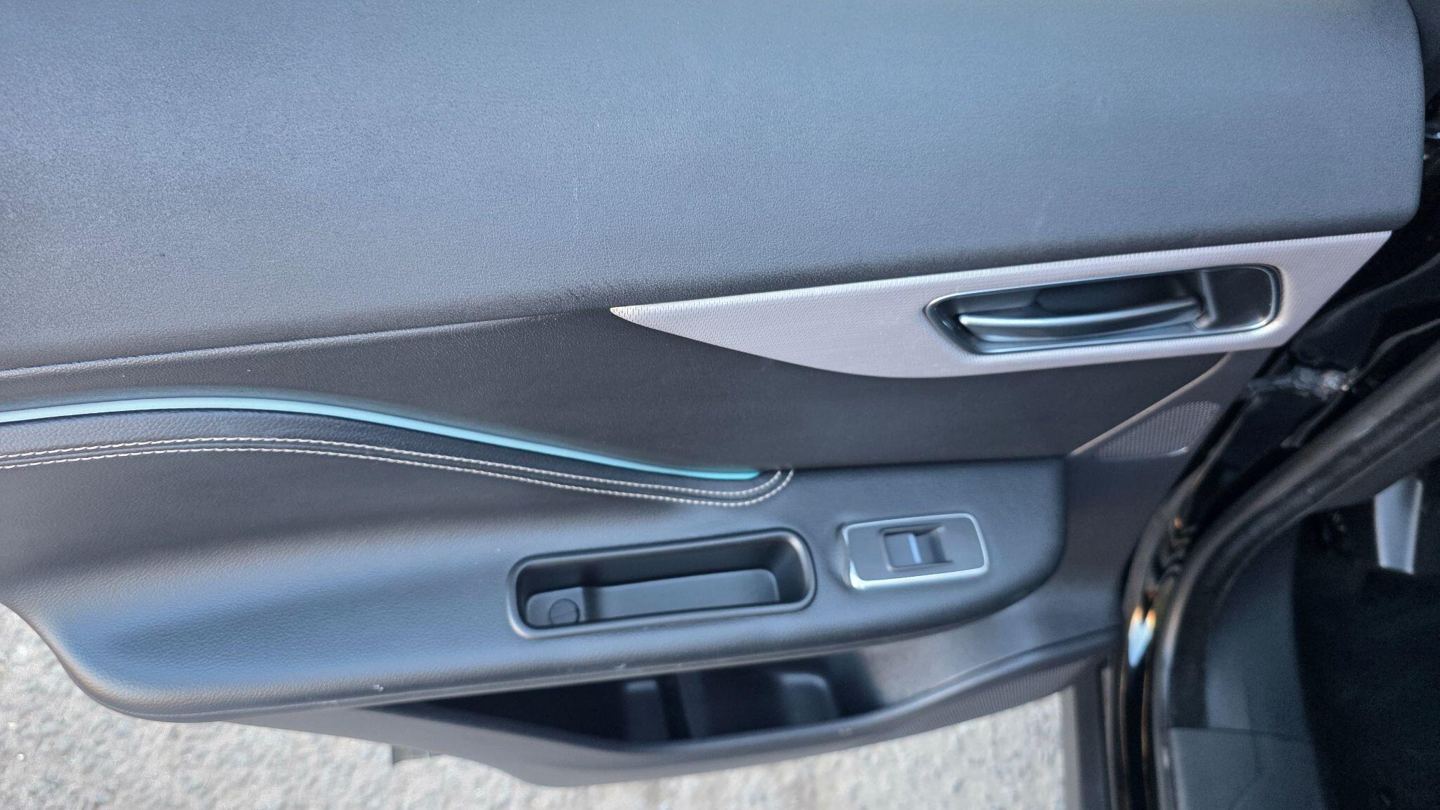 Jaguar F-Pace - Image 38