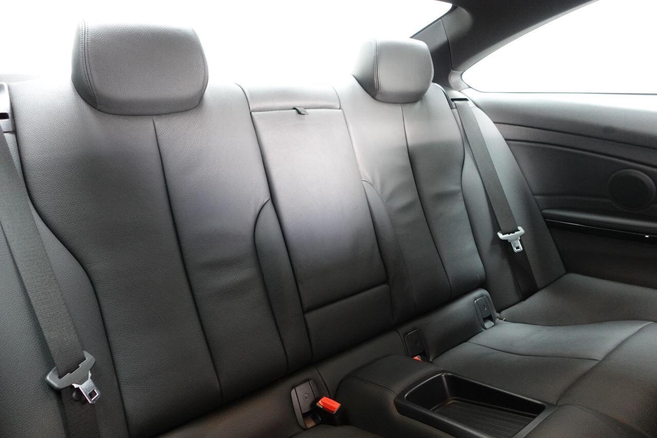 BMW 4 Series - Image 18