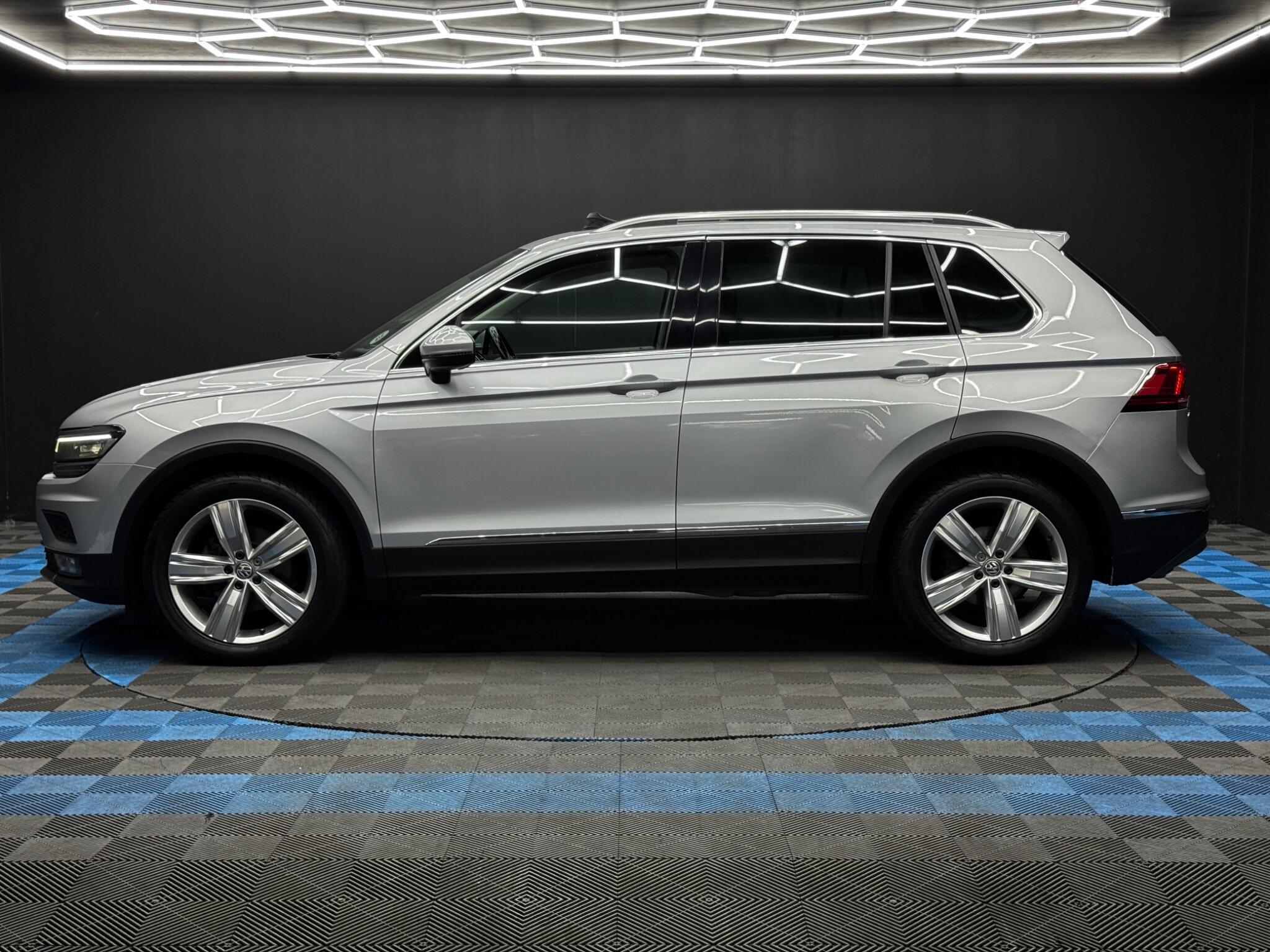 Volkswagen Tiguan - Image 8
