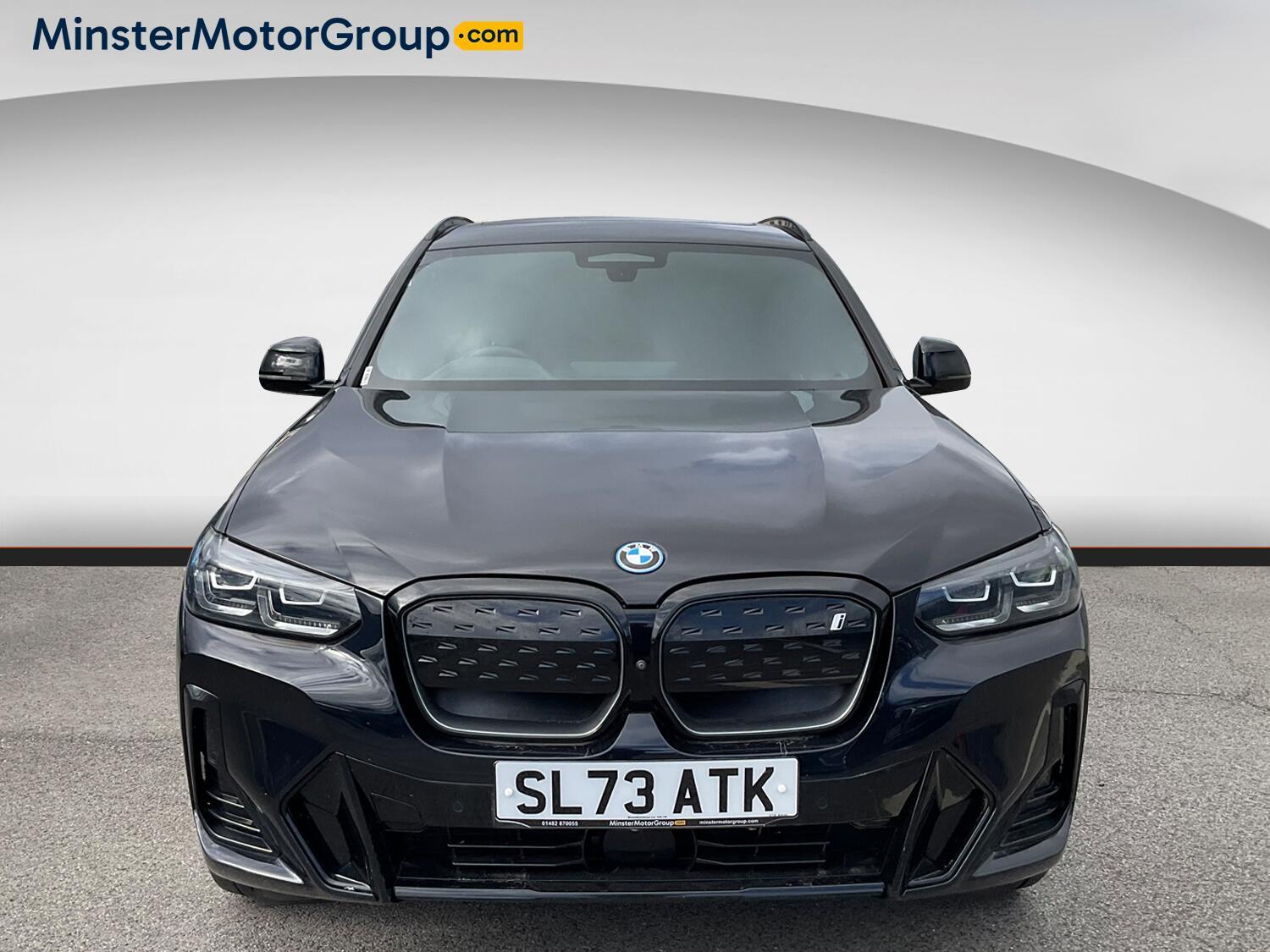 BMW iX3 - Image 5
