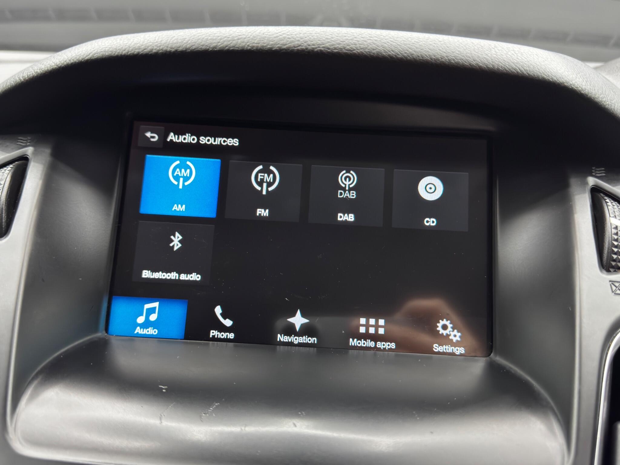 Ford Focus - Image 30