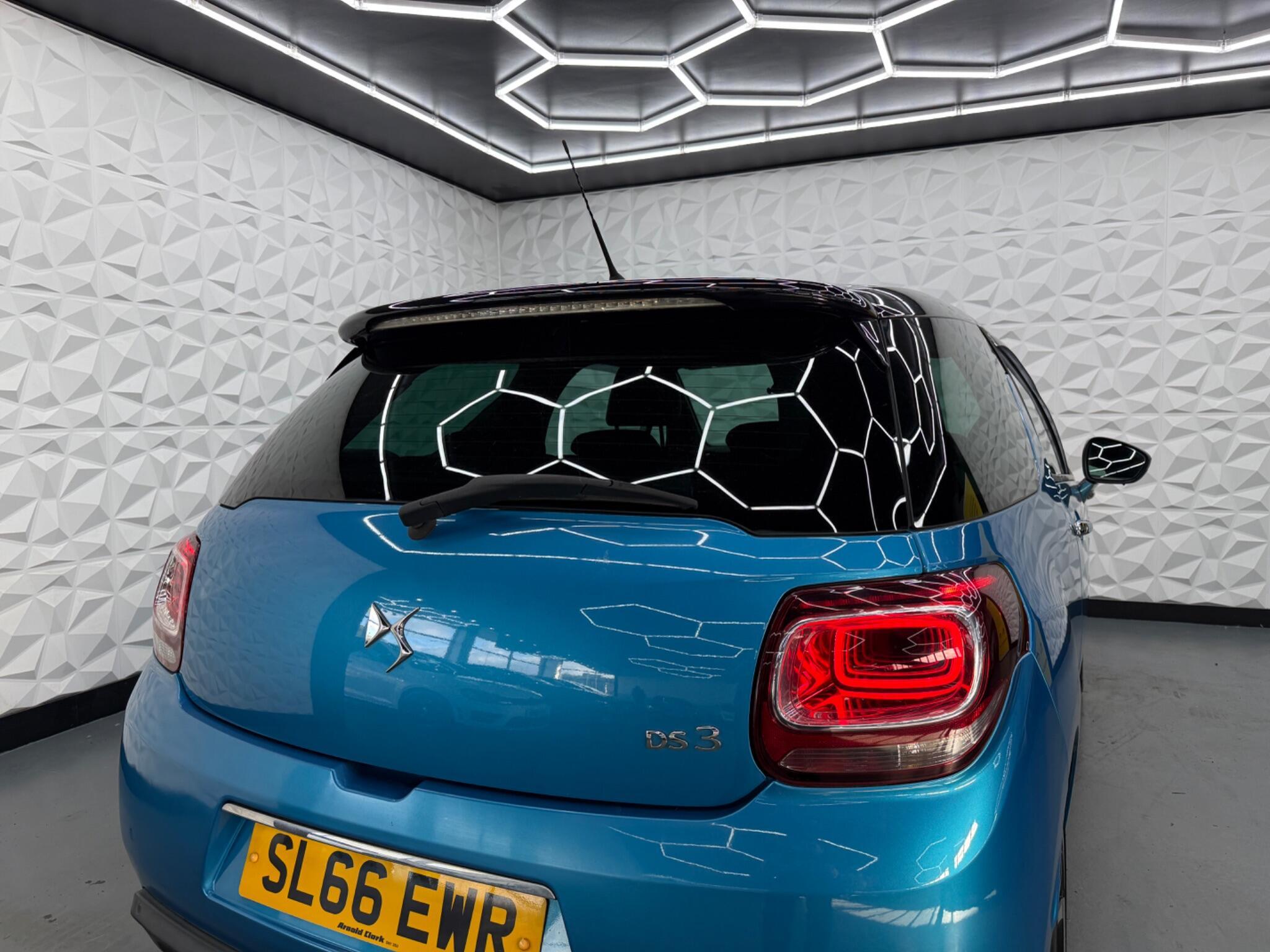 DS AUTOMOBILES DS 3 - Image 18