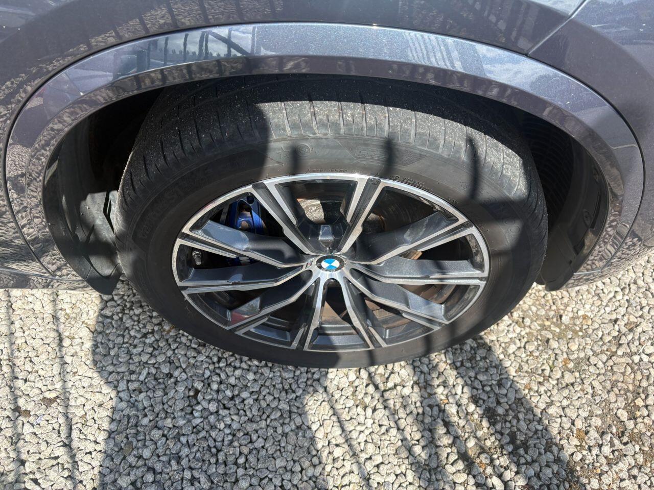 BMW X5 - Image 18