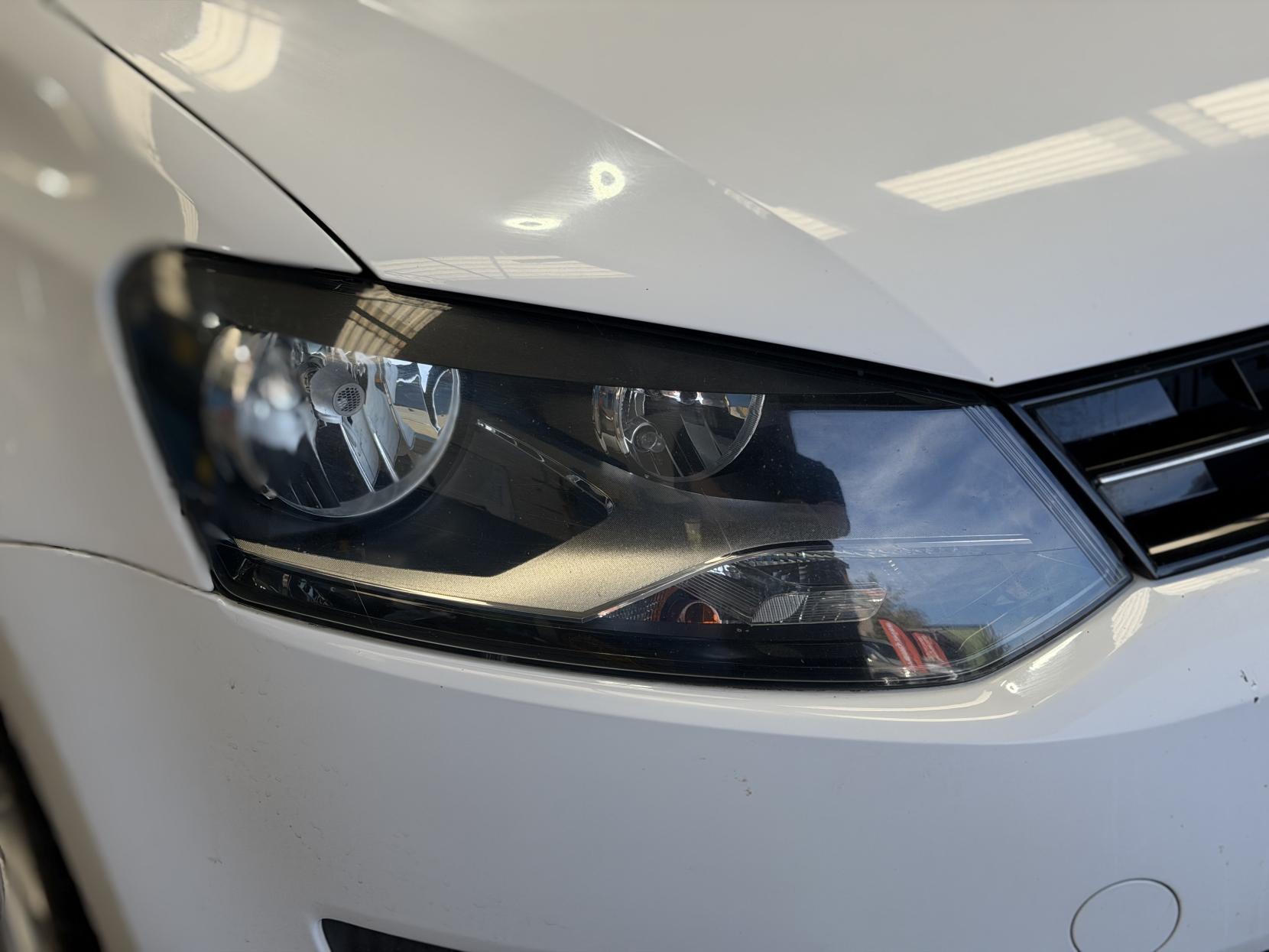 Volkswagen Polo - Image 10