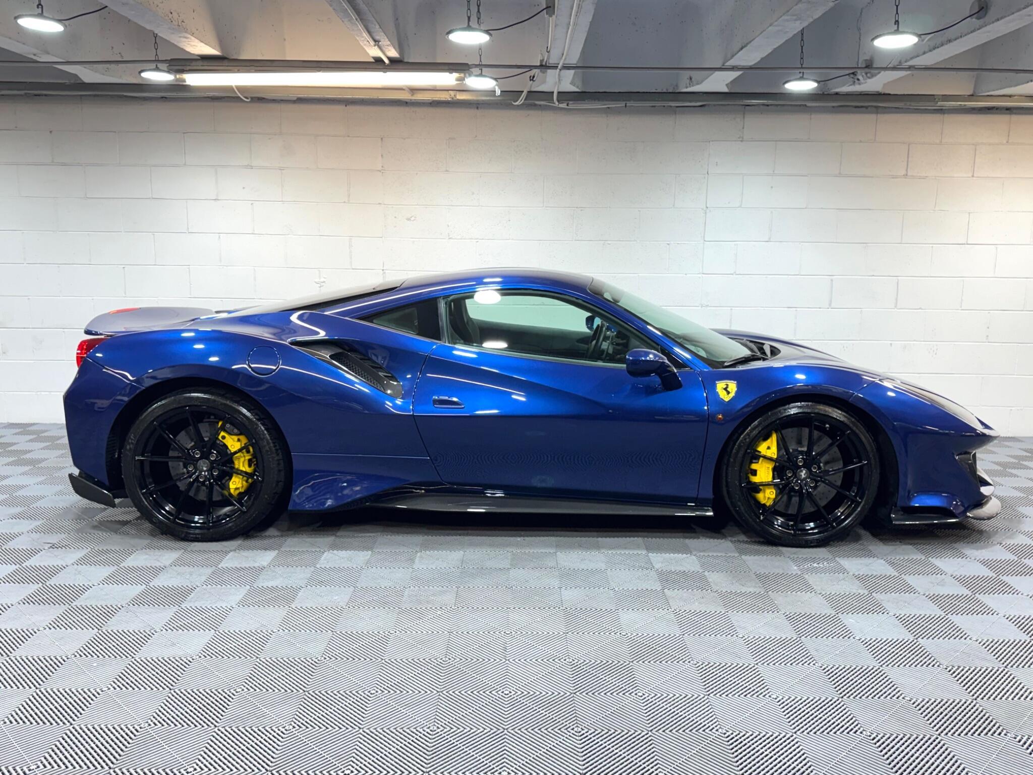 Ferrari 488 Pista - Image 5